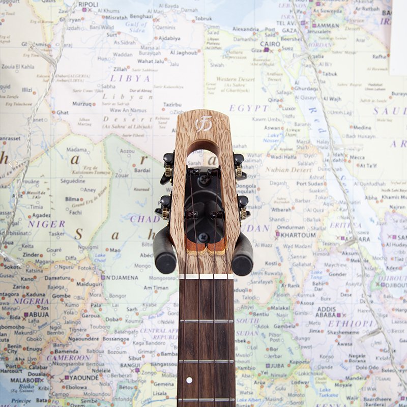 used-fireball-baritone-uke-2.jpg