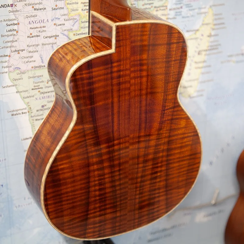 aNueNue-UT-5K-Tenor-Ukulele-3.jpg