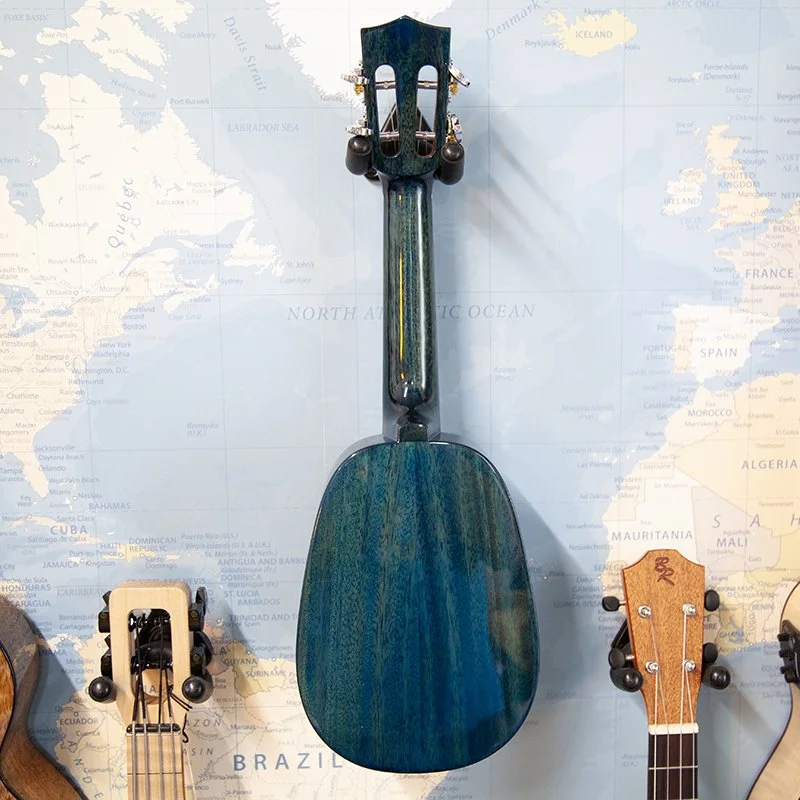 uma-uk-20ssp-Blue-Pineapple-Soprano-Ukulele-3.jpg