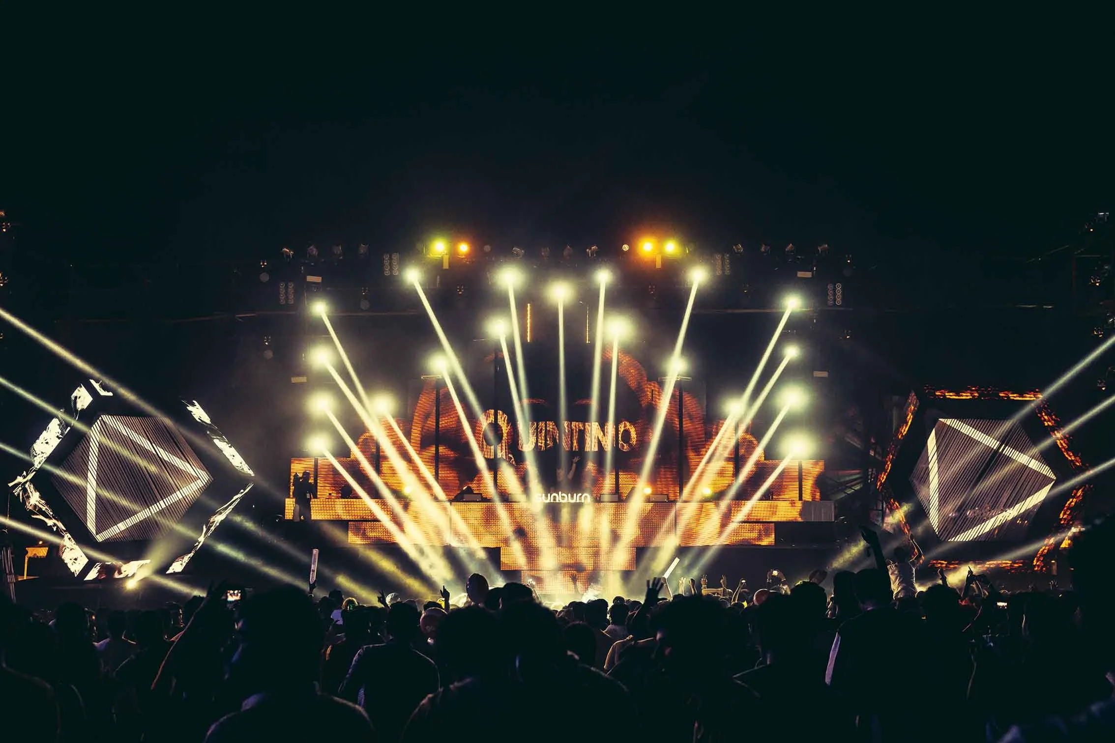 The fan favorite, Cubezoid Stage at Sunburn Goa 2013