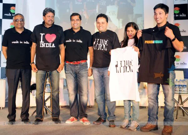 Kishore Biyani, Kapil Dev, Shailendra Singh, Amish Tripathi, Sumedha Mahajan and Arjun Vajpai at the launch of Made in India