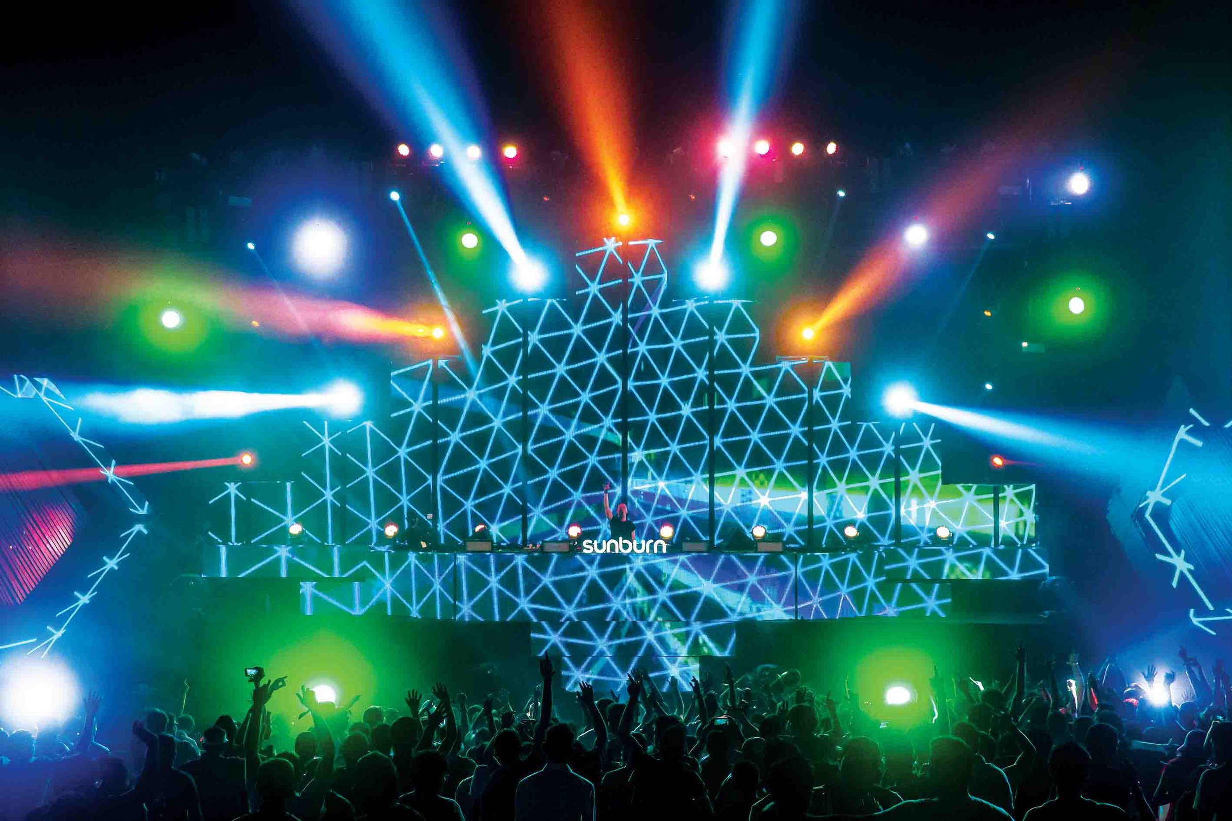 Cubezoid Stage