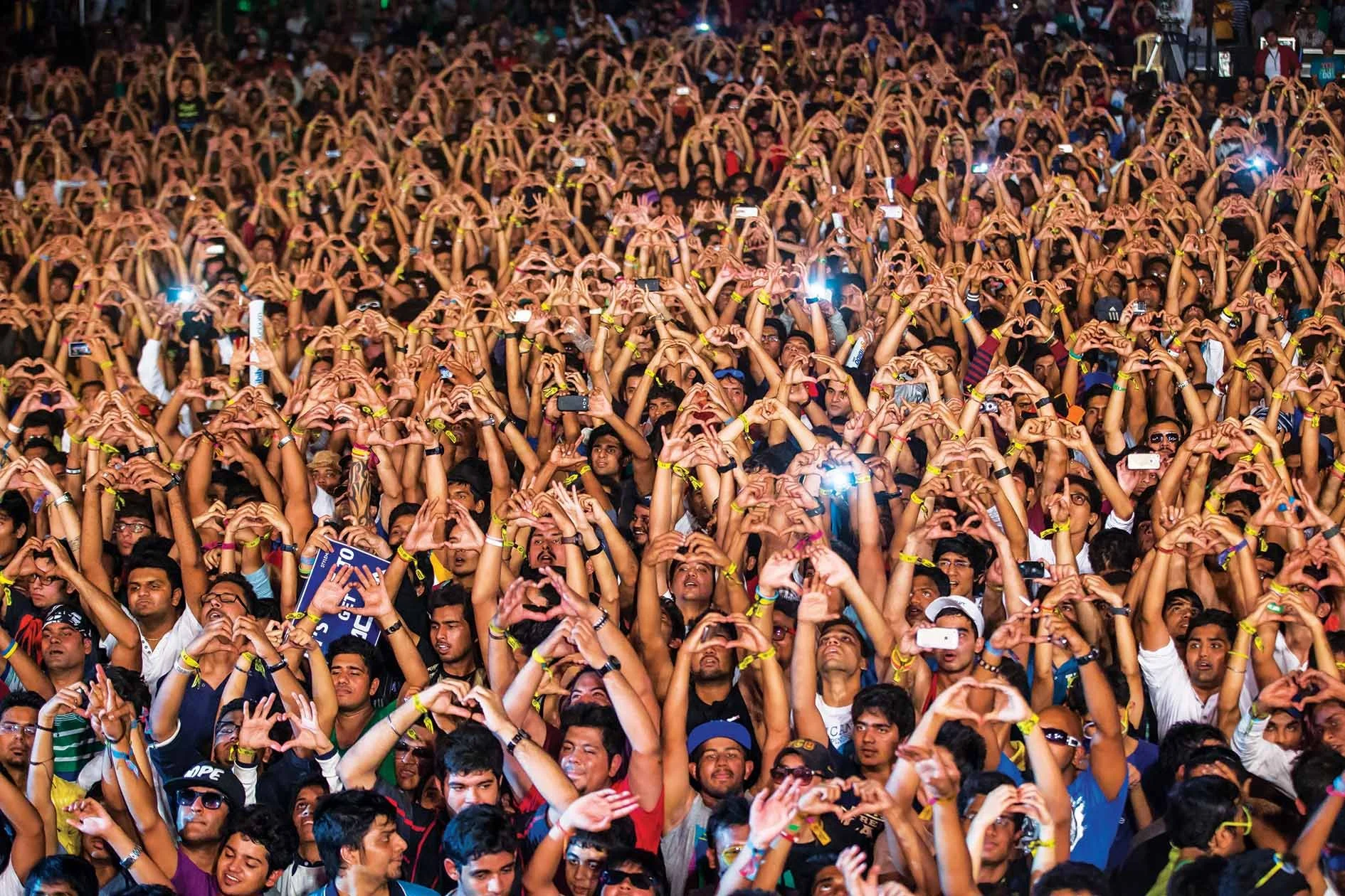 Sunburners at Sunburn Goa 2013