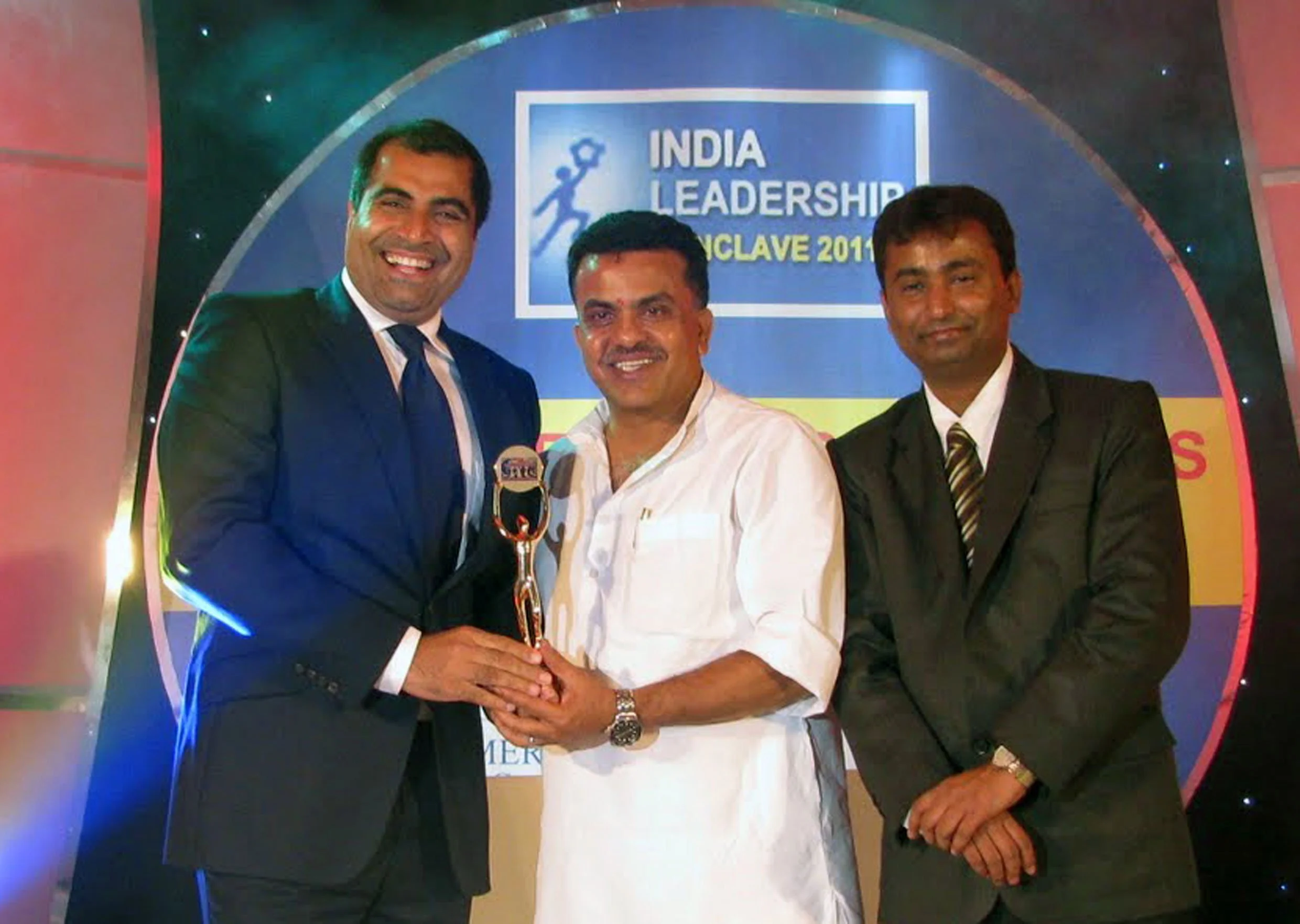 Shailendra Singh receiving the Entrepreneur of the Year award — Percept Ltd