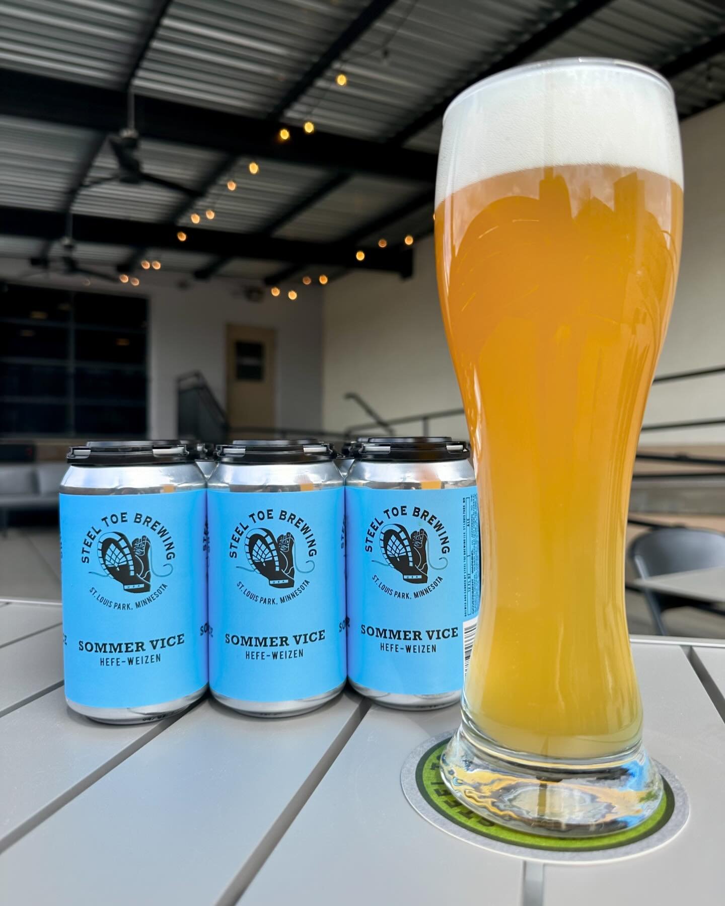 🍻🌾 Sommer Vice is back today! 🥾🍻

A true to style Bavarian Hefeweizen featuring aromas of baked bread from the malted wheat, accompanied by banana, clove and hints of lemony citrus for the traditional strain of yeast. 5.5% ABV 🍻

Pouring on draf