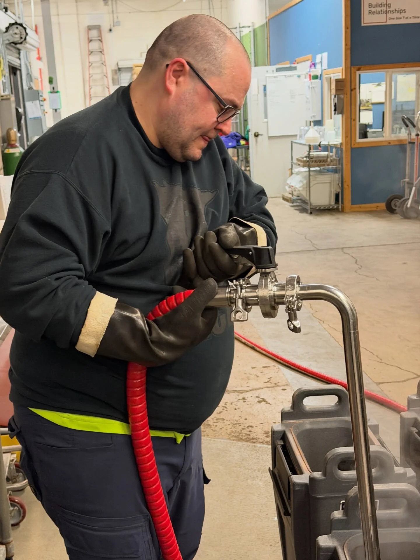 🍫🎿 STB whipping up hot chocolate for the Luminary @loppetfoundation tonight! 🍫🎿

It is that time of year! For the last decade Steel Brewing happily helps in the making of @swissmissbrand hot chocolate for the Luminary Loppet! Happening tonight at