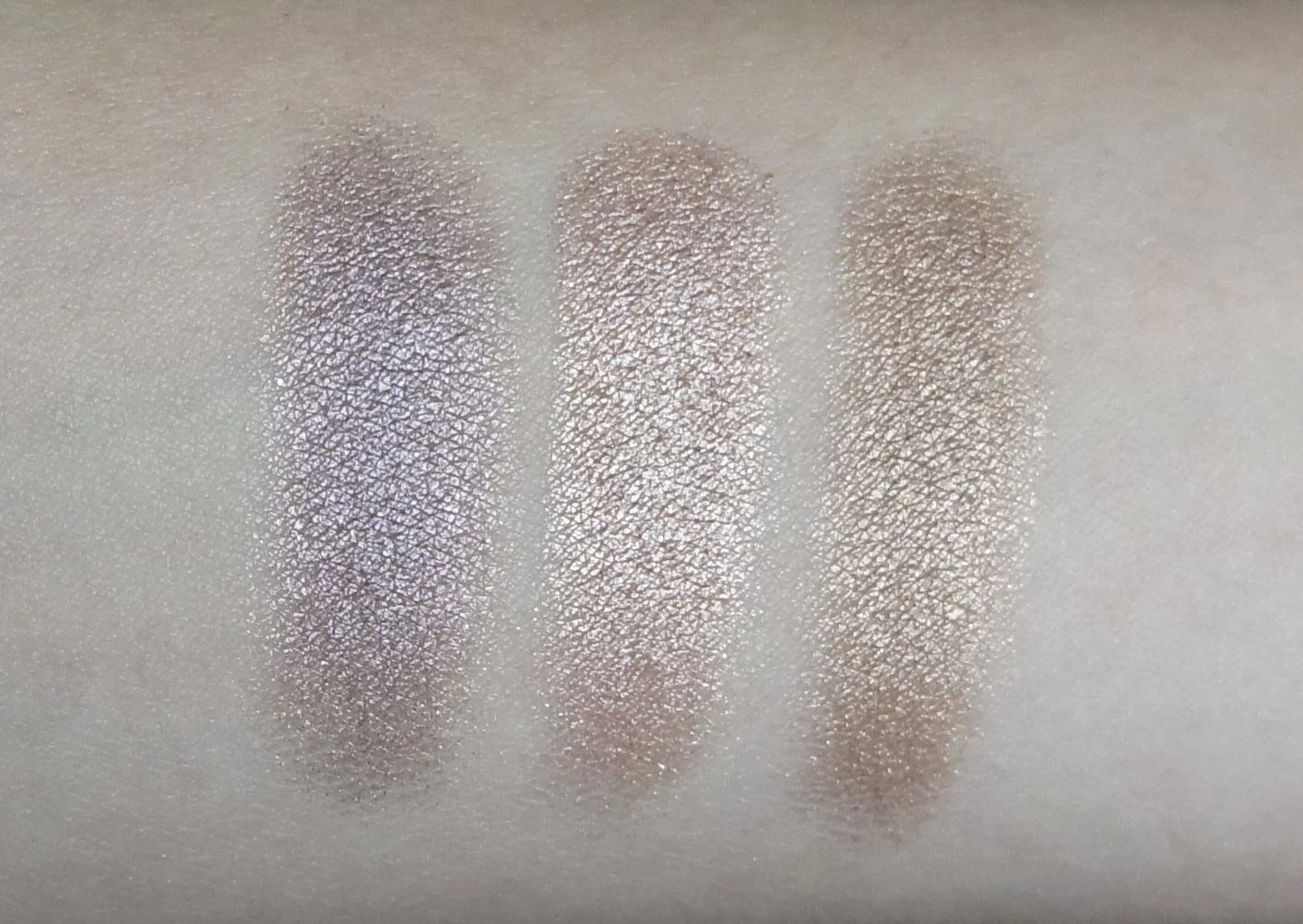 Sonia Kashuk - Eye Couture - Eye on Neutral Shimmer 3 (Second Row)