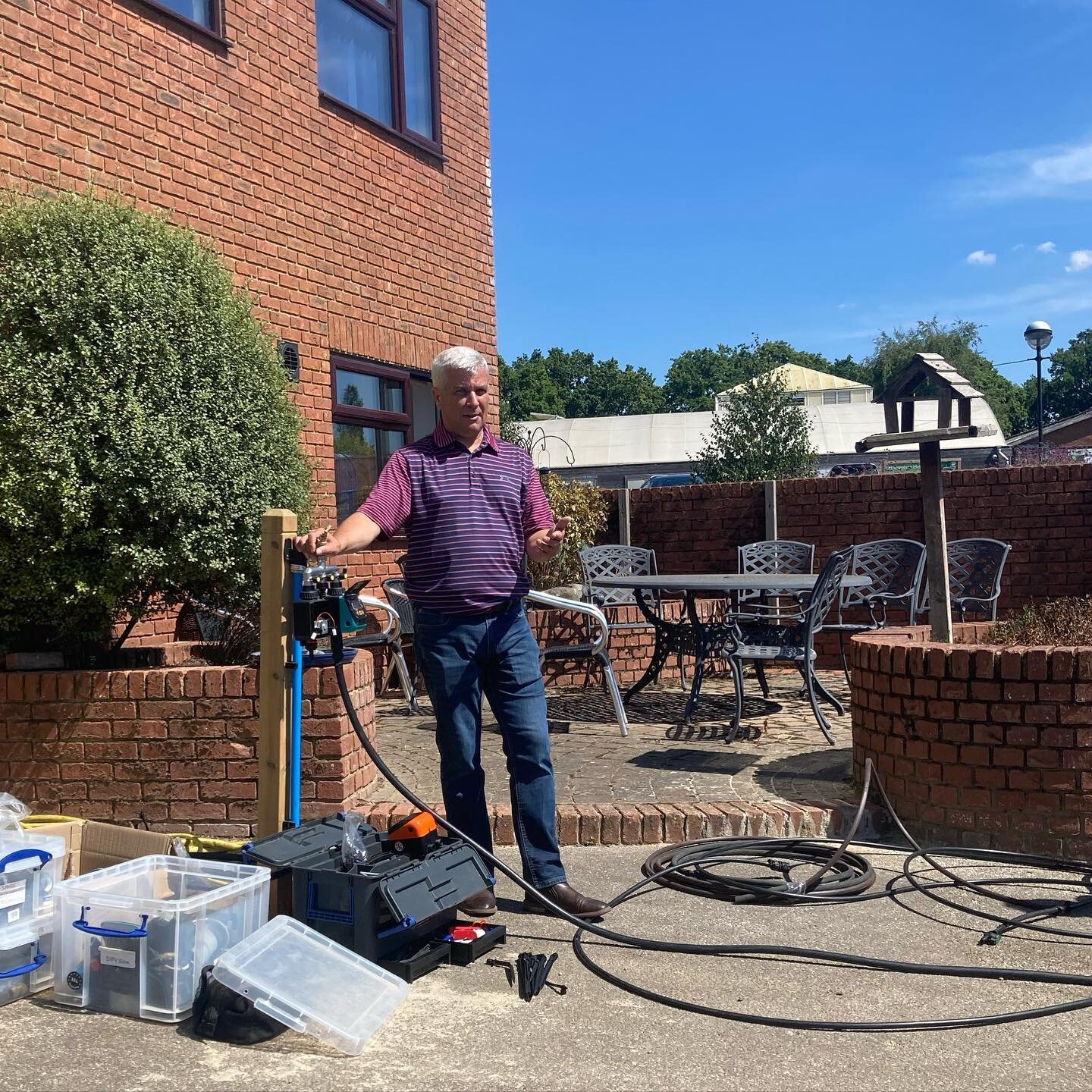 Ideal day for an irrigation demonstration from @landscapeplus_uk thanks Paul 😎🌞