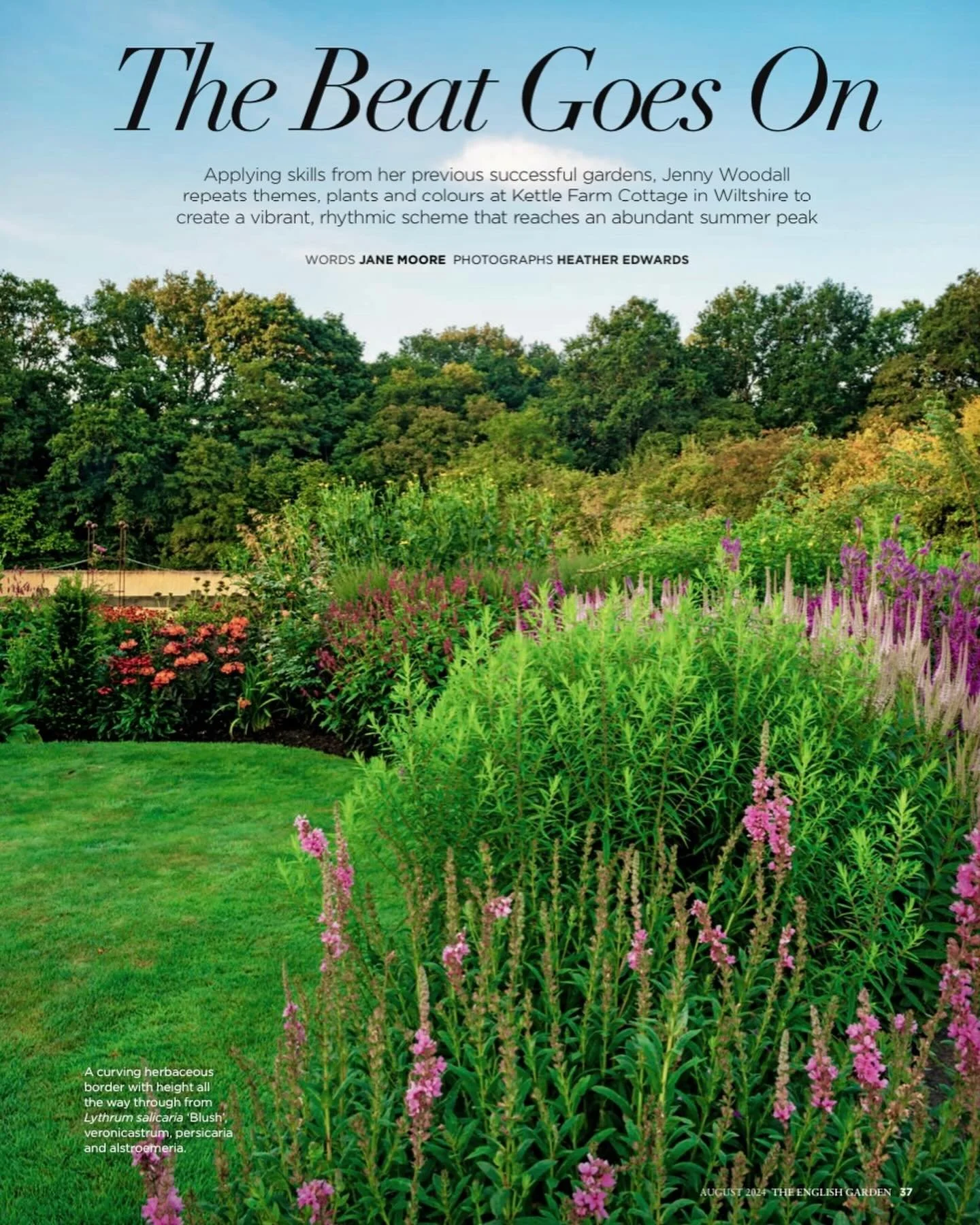 Thanks to @theenglishgardenmagazine for featuring my images of Kettle Farm Cottage in Trowbridge with words by @janegardeningwriter ~ The garden is open for by arrangement visits for @wiltshirengs from 17th June to 21 September for groups of up to 20