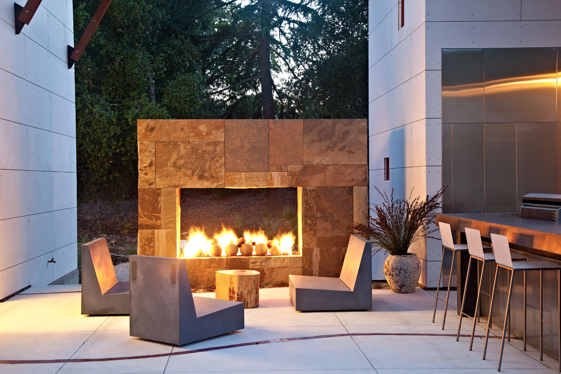 Contemporary Saratoga home outdoor fireplace