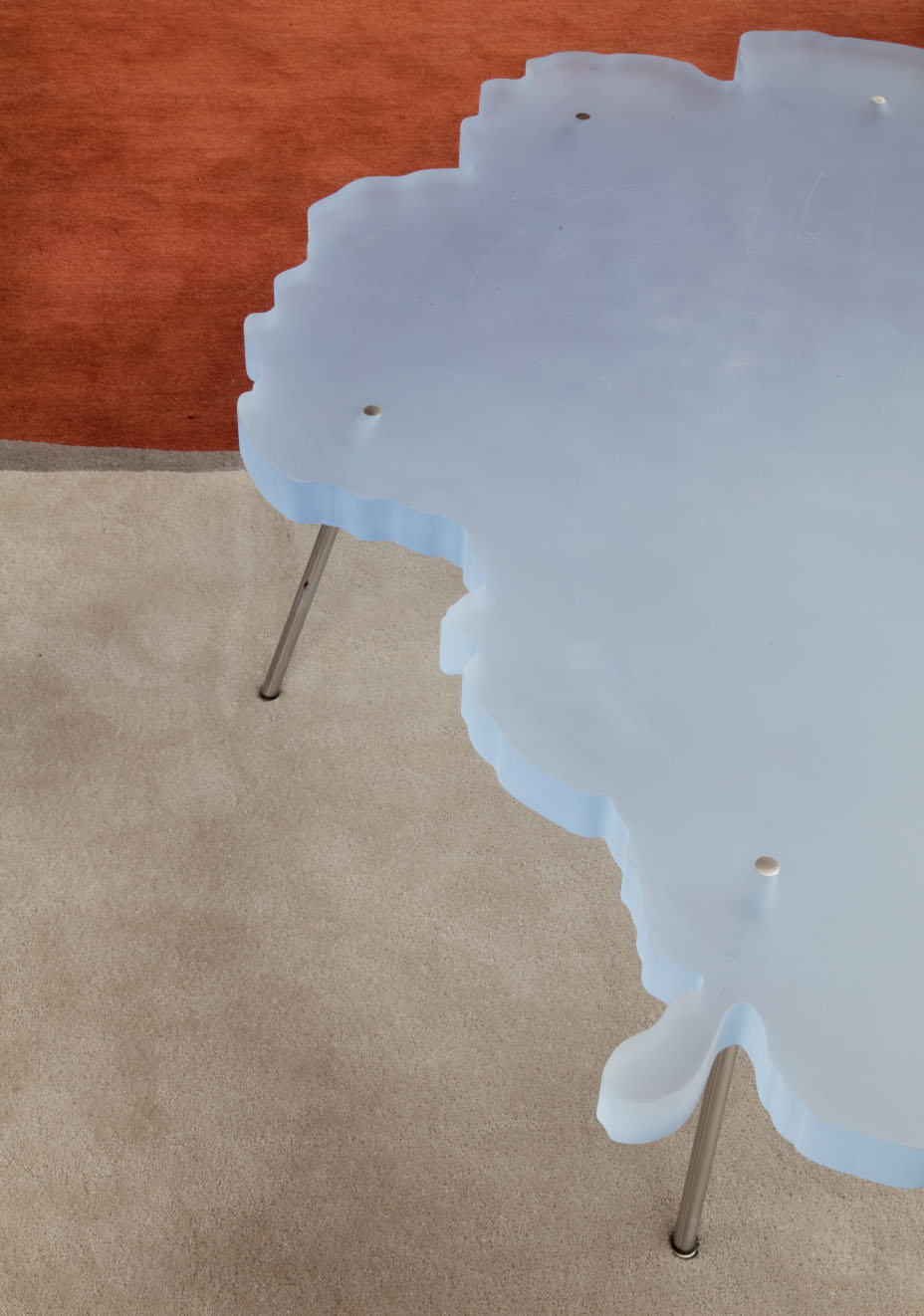 Resin coffee table - Lake Tahoe Modern Home