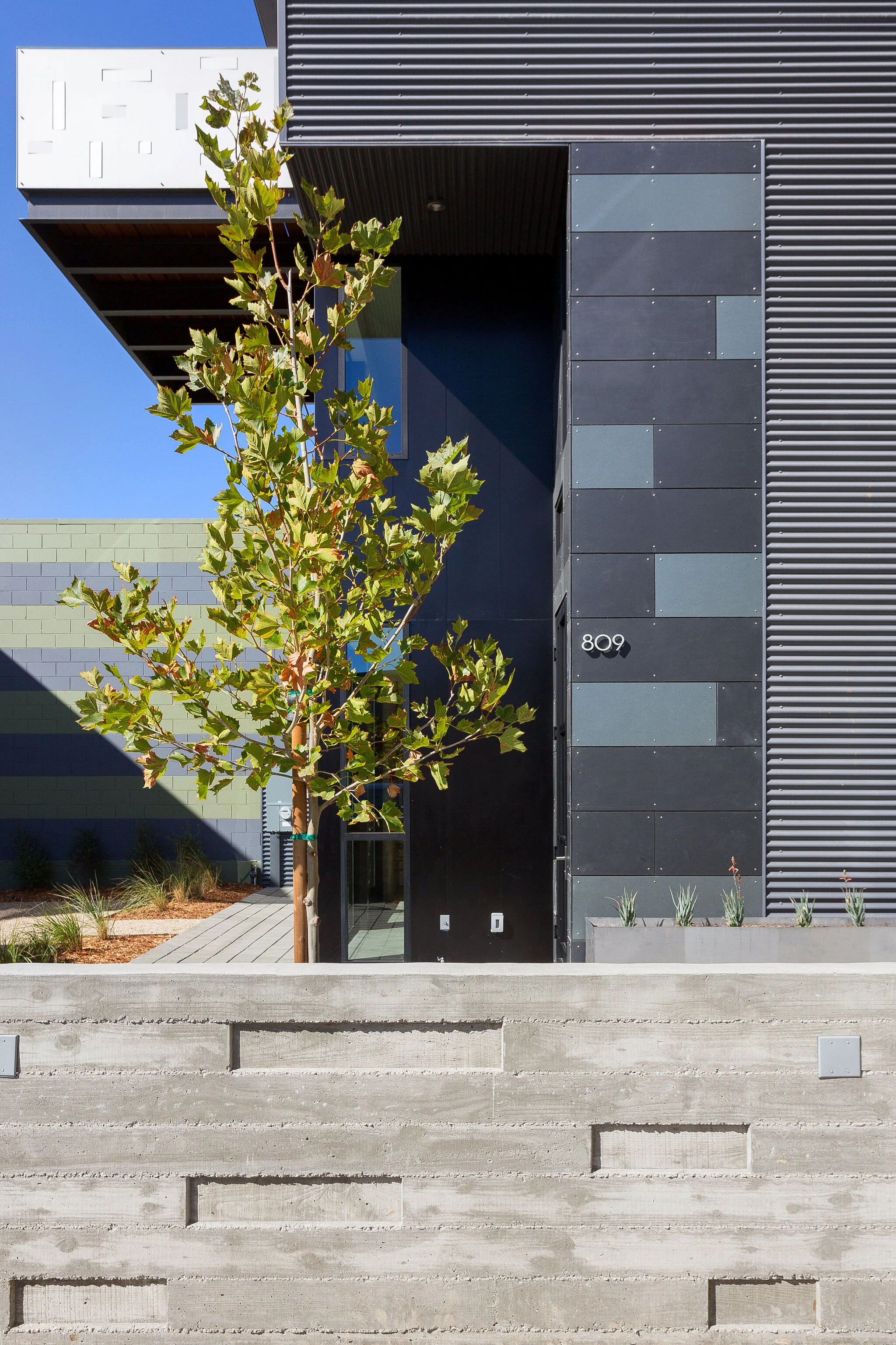 54Building.jpg