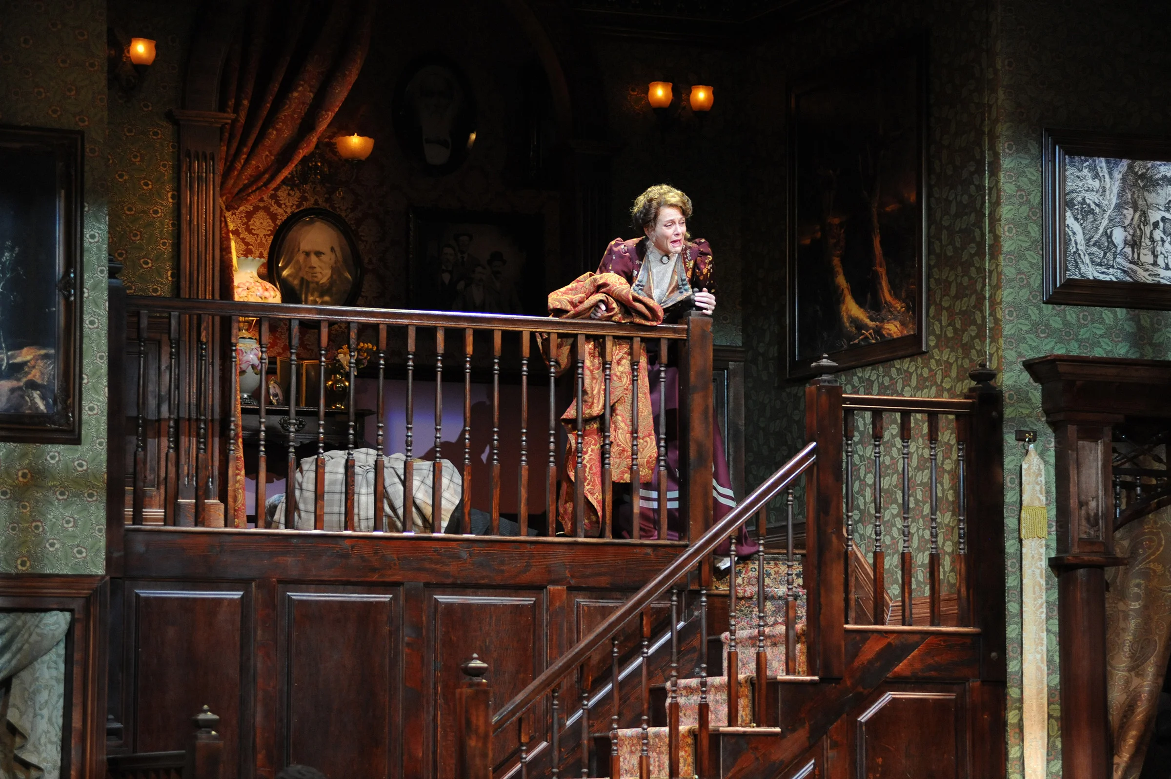 Little Foxes Act 2-589.jpg