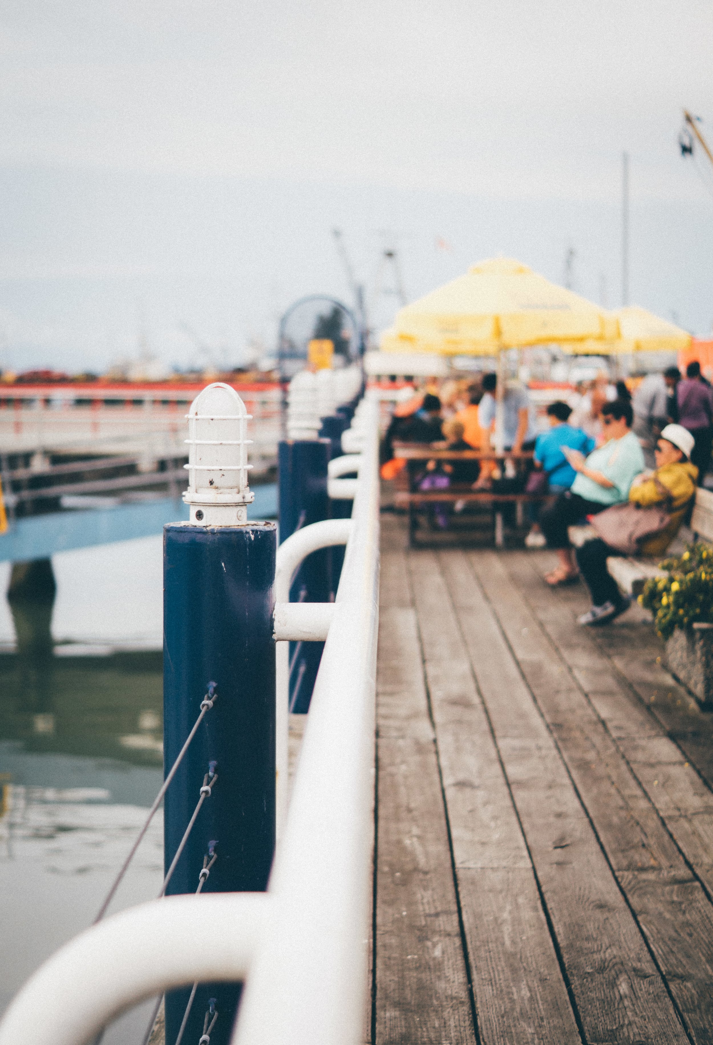 The smell of shellfish, salmon, and the sea linger. 