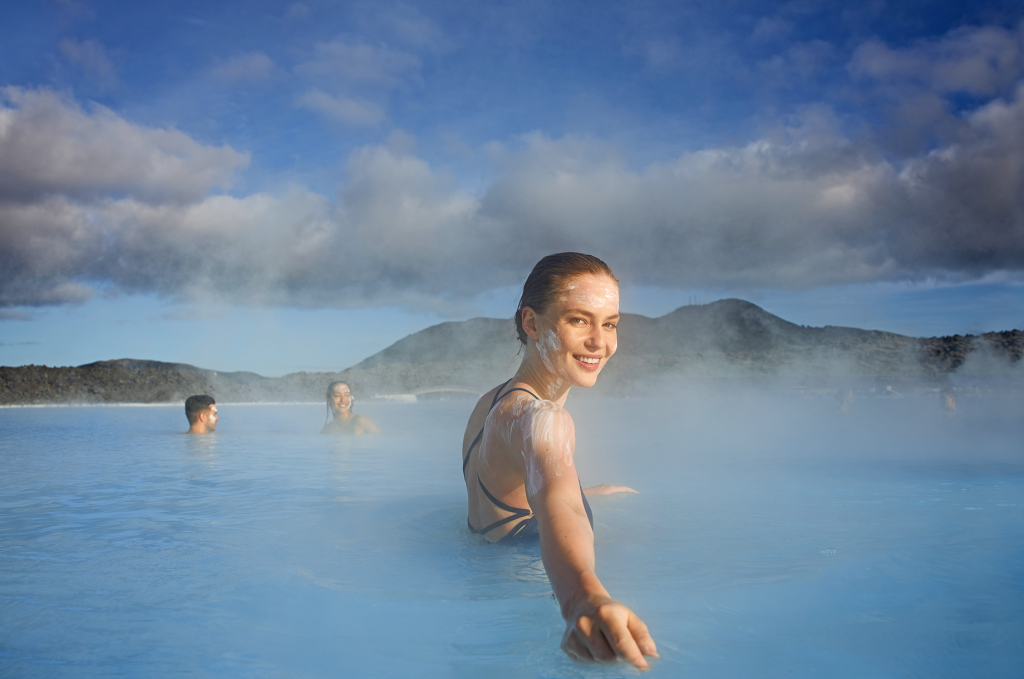 hot-springs-iceland-f4acf6d0.png