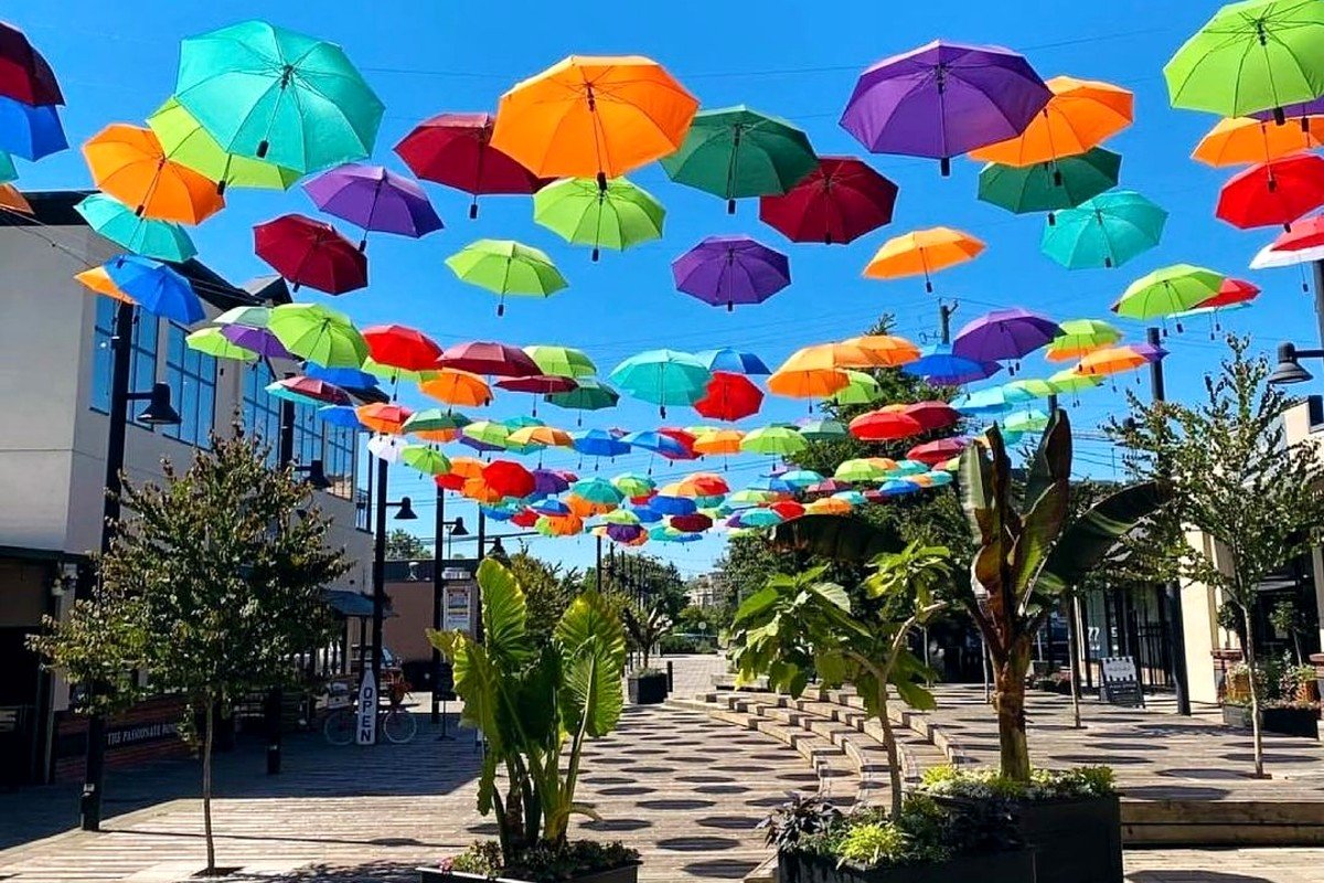 langley-downtown-umbrella-art-installation.jpg