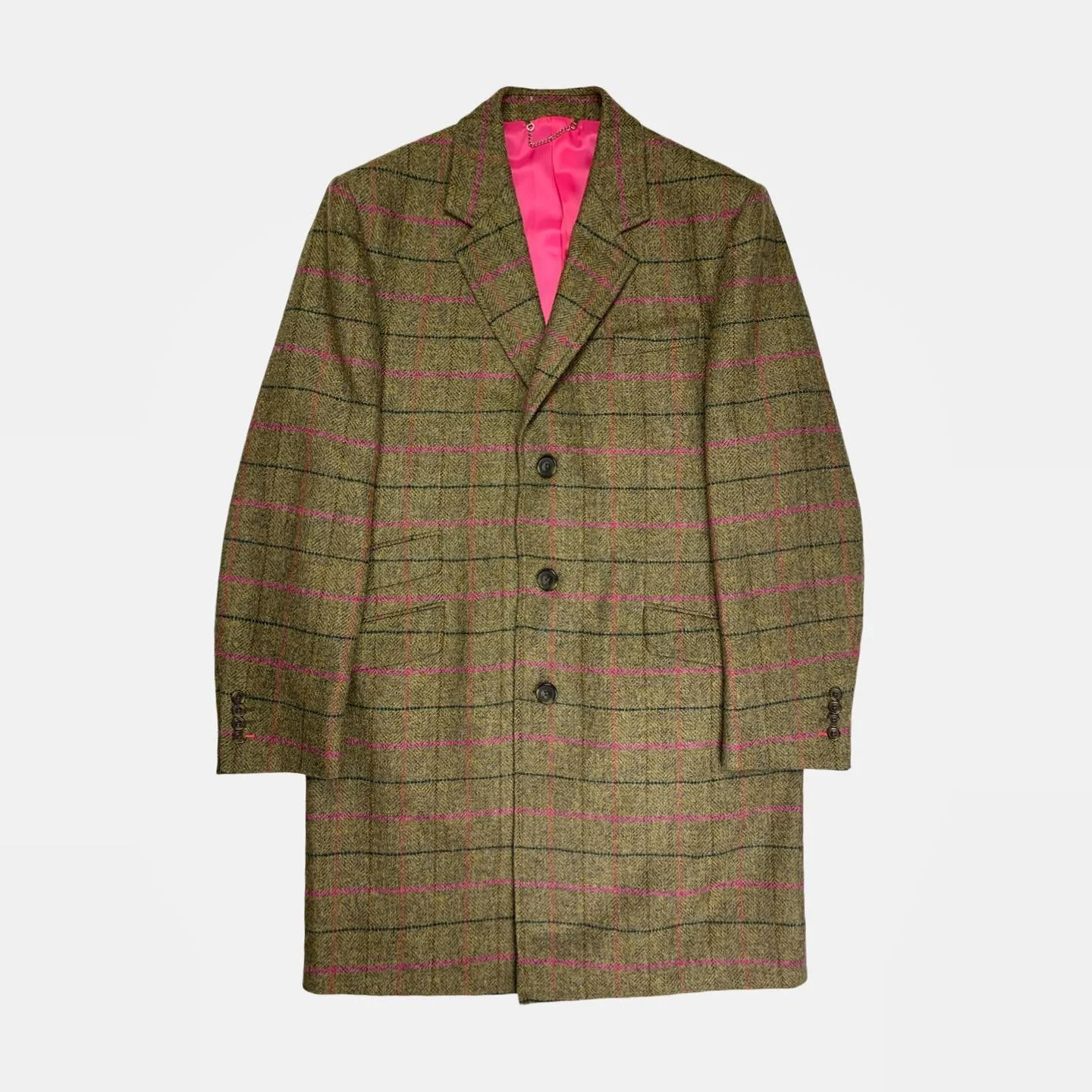 WINTER COAT
.
.
.
Crafted with @abrahammoonsons 
.
.
.
#menswear #tailoring #coat #overcoats #tweed #uk #britishwool #wool #mtm #bespoke #gift #buywell #mensfashion #london #classic #mens #countrylife