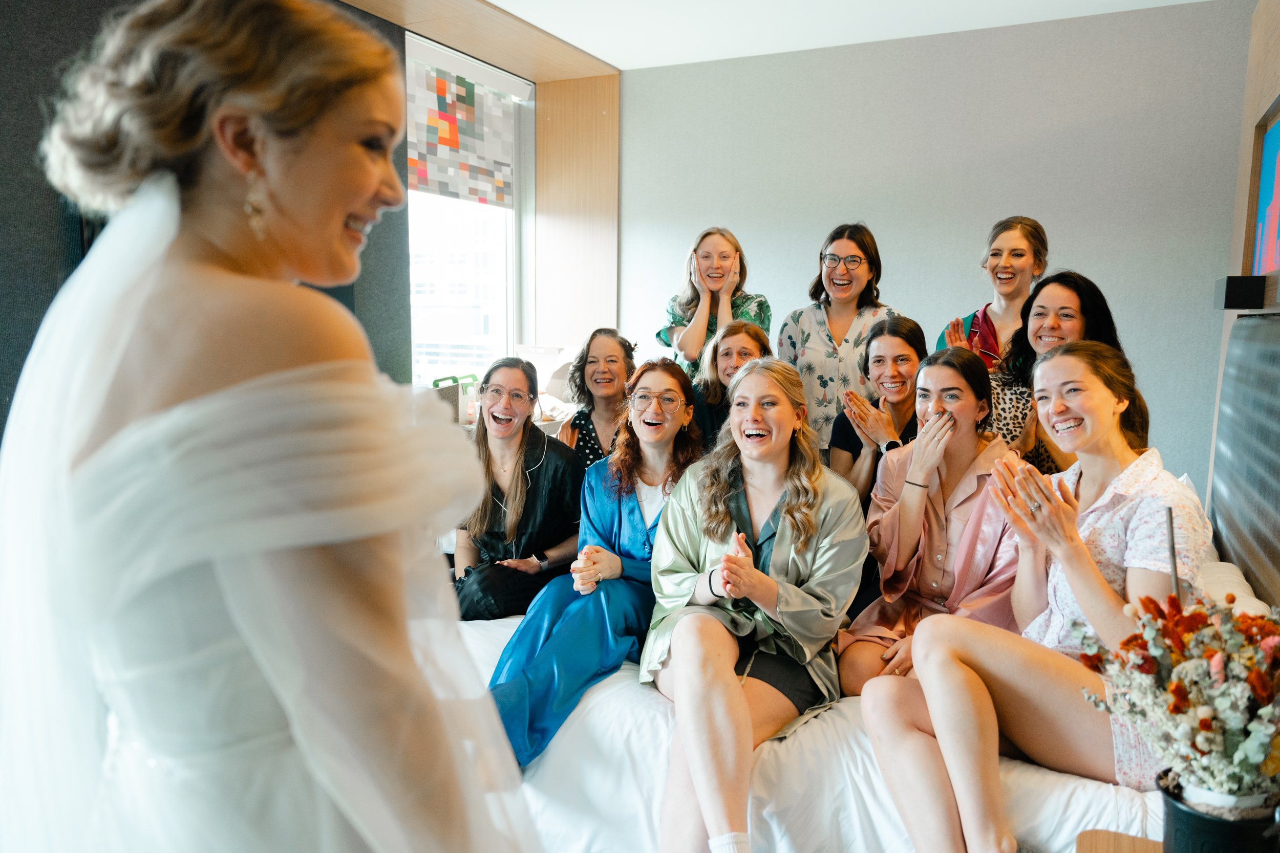 Bride does a first look with all her friends