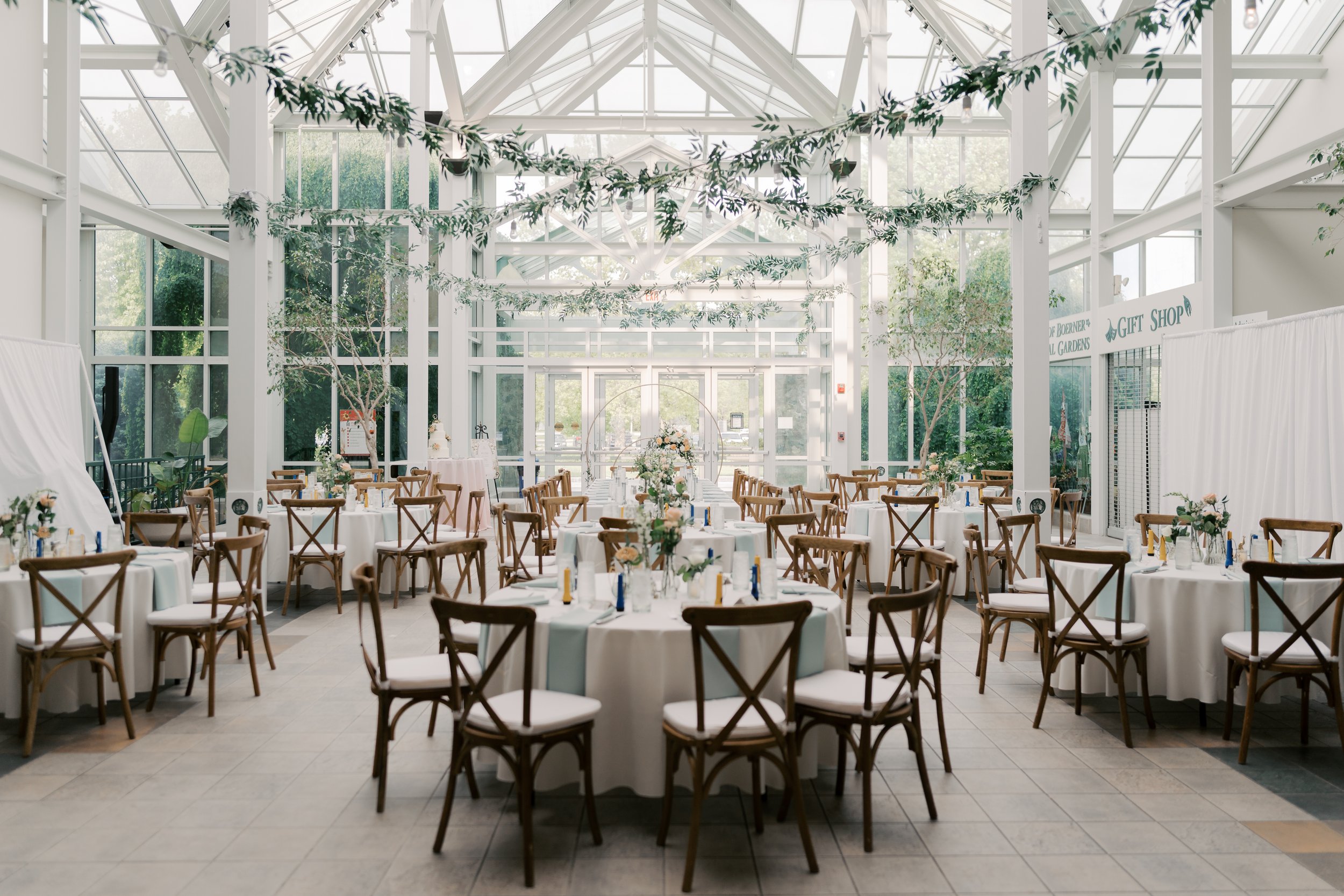 Outdoor ceremony at Boerner Botanical Gardens Milwaukee