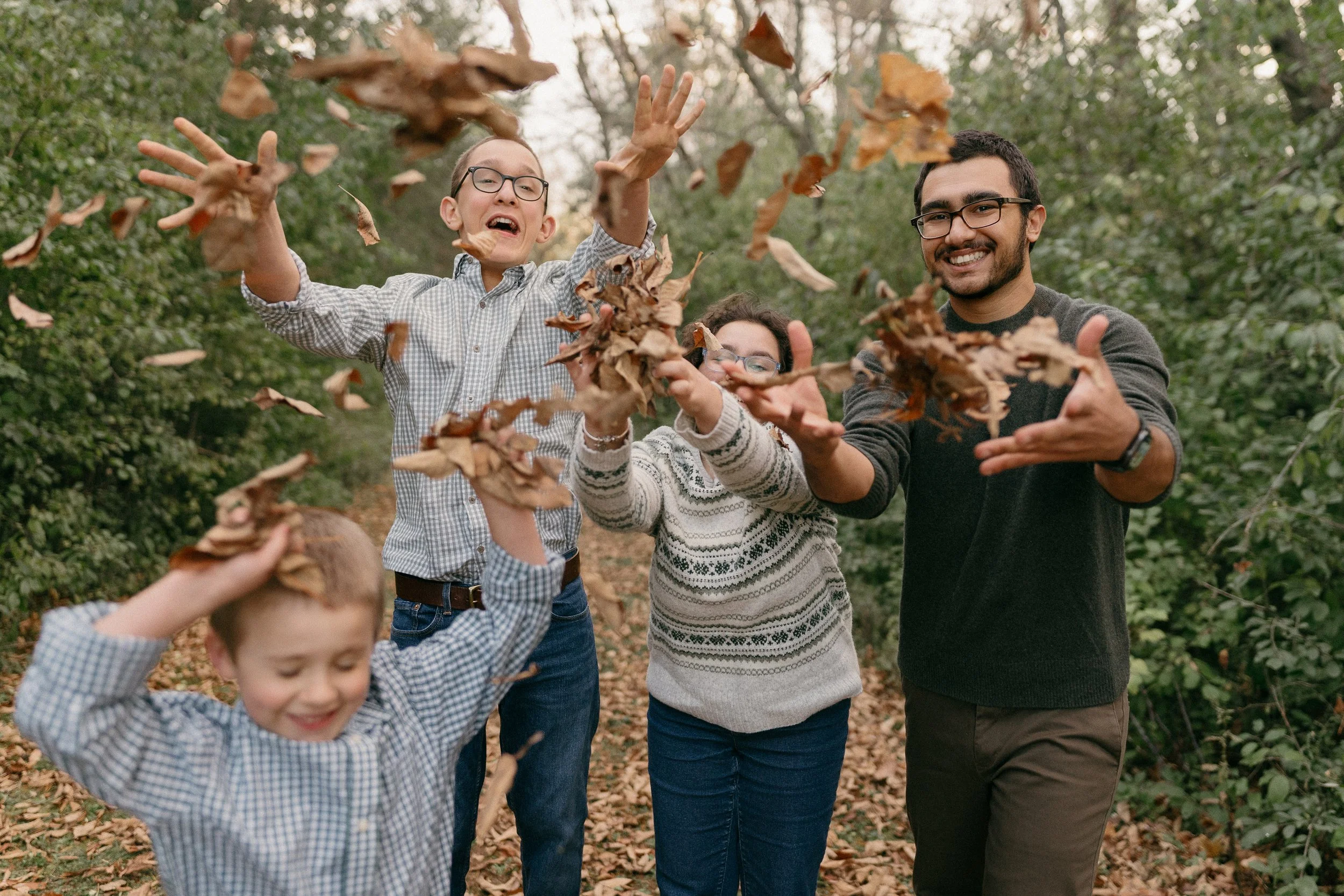 Family with teenagers West Bend Wisconsin portraits