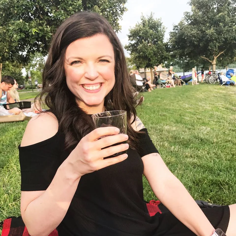 Date night MUSIC IN THE PARK | momming is hard