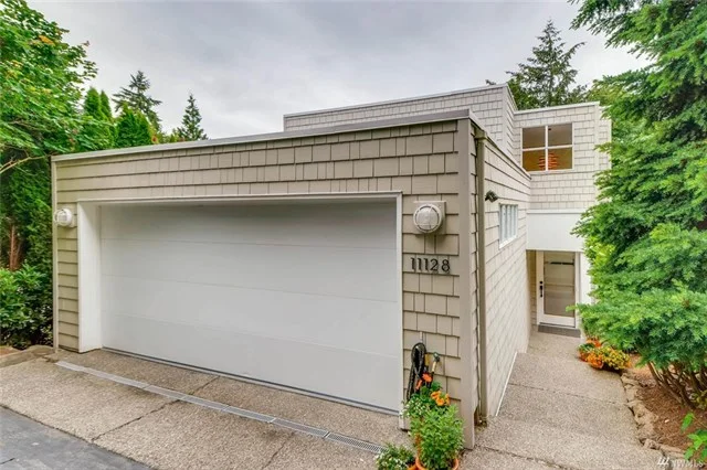 11128 NE 106th pl- pic.jpg