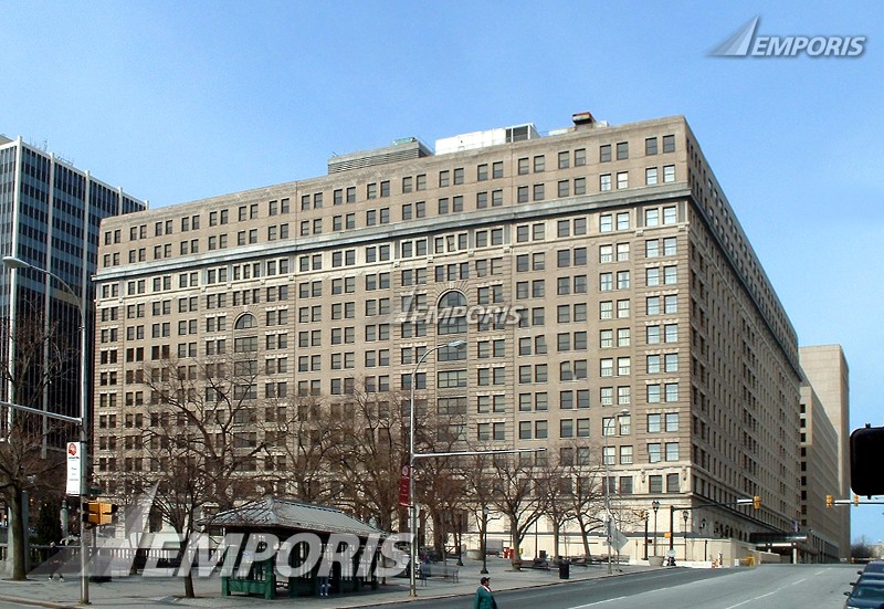 the Nemours Building is one of Wilmington’s largest office buildings with over 25 tenants and suite floor plans ranging from 1,000 to 45,000 square feet. No other building can offer as many on-site amenities and services such as Theater N, Plexus Fitness, Plexus Crossfit,