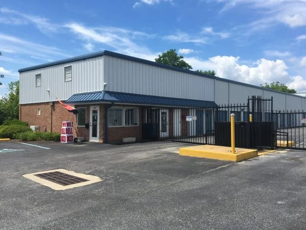 you simply won’t find a more convenient, secure or affordable storage rental solution in the Eastern U.S. than Secure Self Storage. Whether you need to store a bedroom set, your dorm room contents, a boat or important business records, Secure Self Storage is the right choice for you.