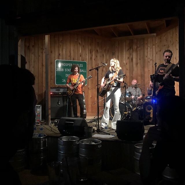 It&rsquo;s great to be out enjoying live music with my love.  Gary knows all the cool kids.  @grace.tyler @ice_joose  both rocked the house!  #livemusic #nightout