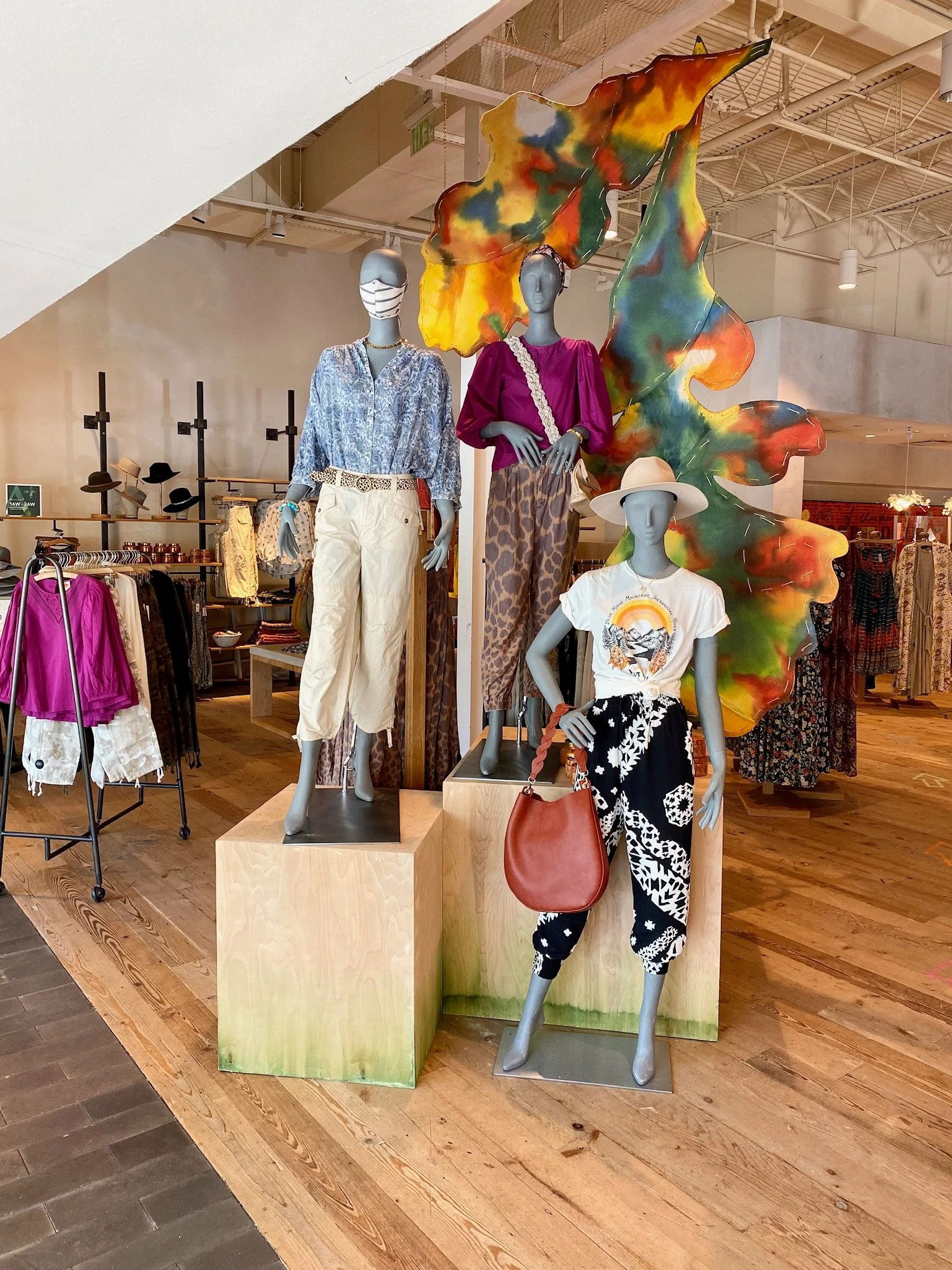 Fall 2020 Leaf Display.JPG