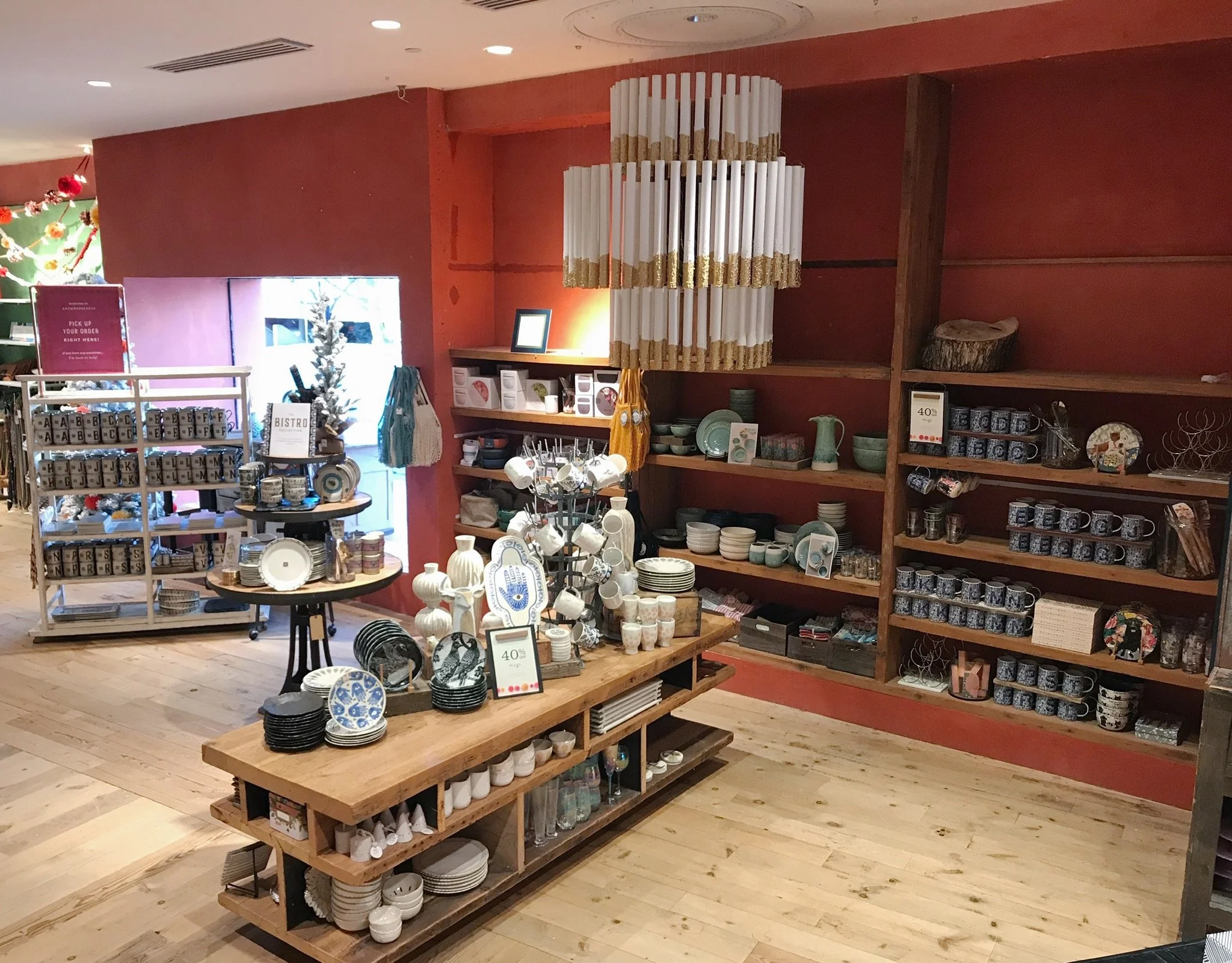 Christmas 2019 Chandelier Display.JPG