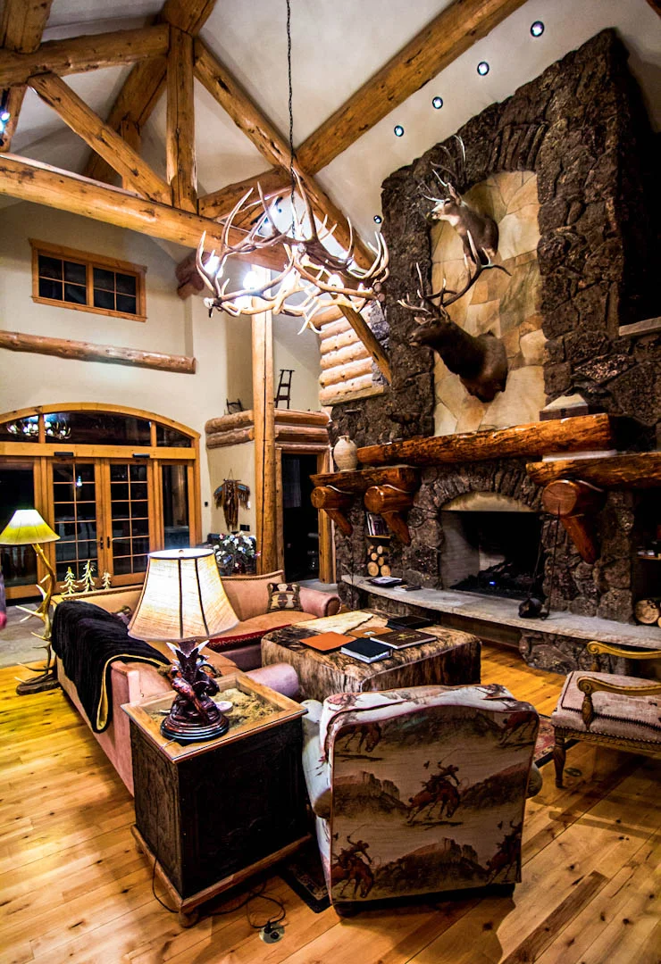 Great-Room-in-Warm-and-Inviting-Lodge-at-Shadow-Creek-Ranch.jpg