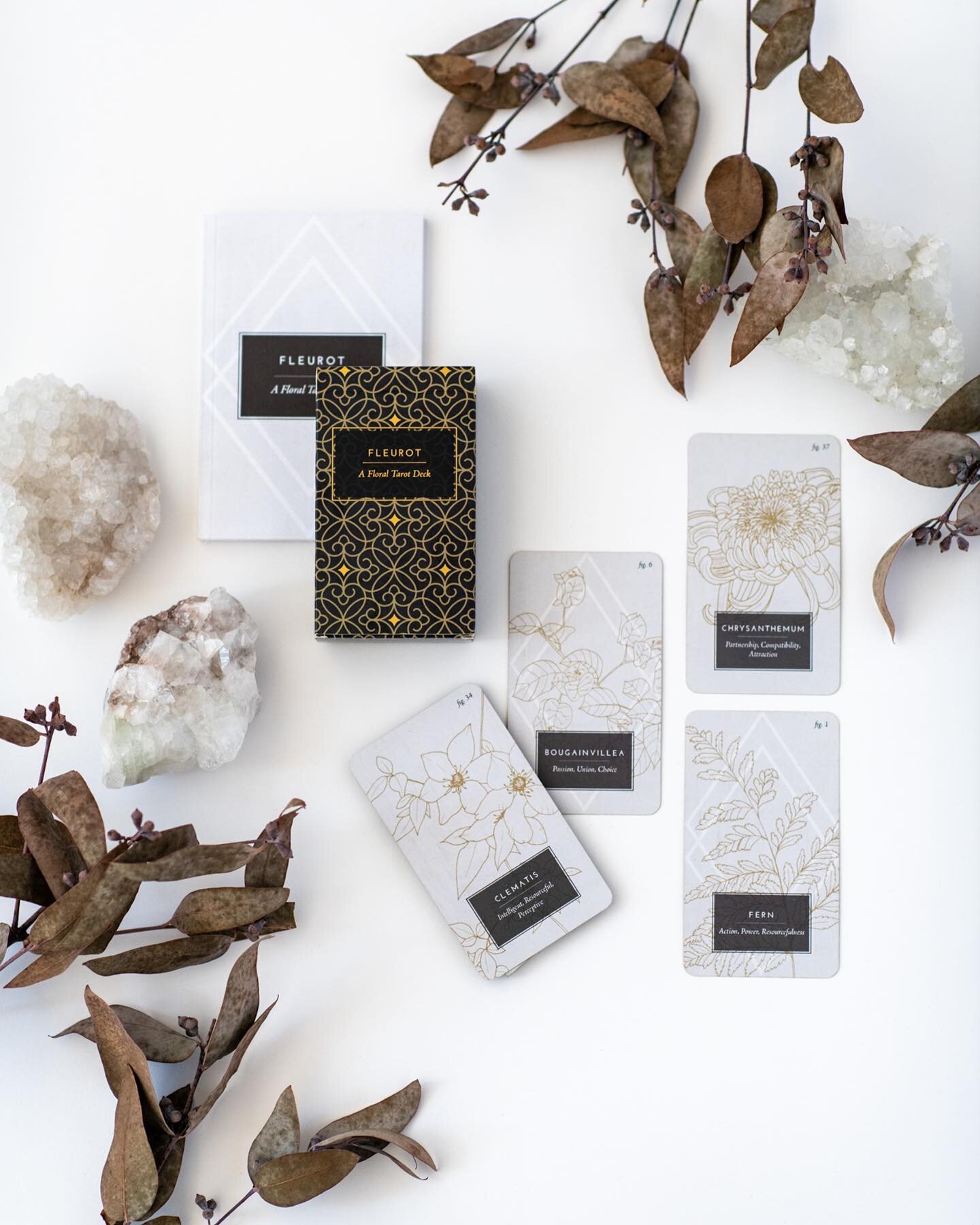 Looking for a witchy botanical gift this solstice? The @fleurot.deck is a great starter tarot deck for anyone who loves plants and wants a bit more magic and intention in their life! AND this season I&rsquo;m offering 22% off ANYTHING in my online sh