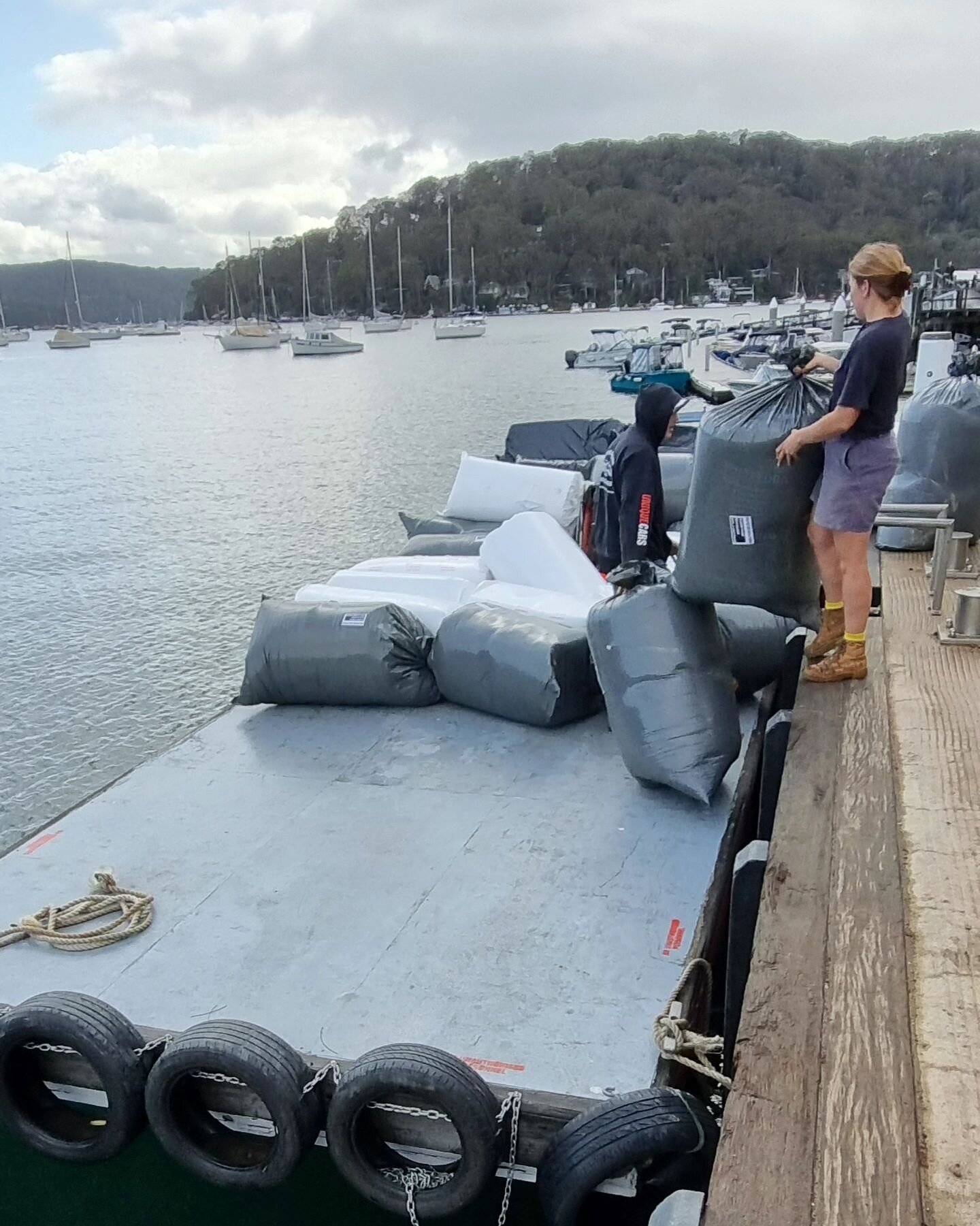 27 cubic meters of insulation batts delivered this morning! We chose Australian made polyester insulation batts from Polyester Solutions. The batts are made primarily from recycled PET bottles, and unlike fibreglass batts are non-irritant for the peo