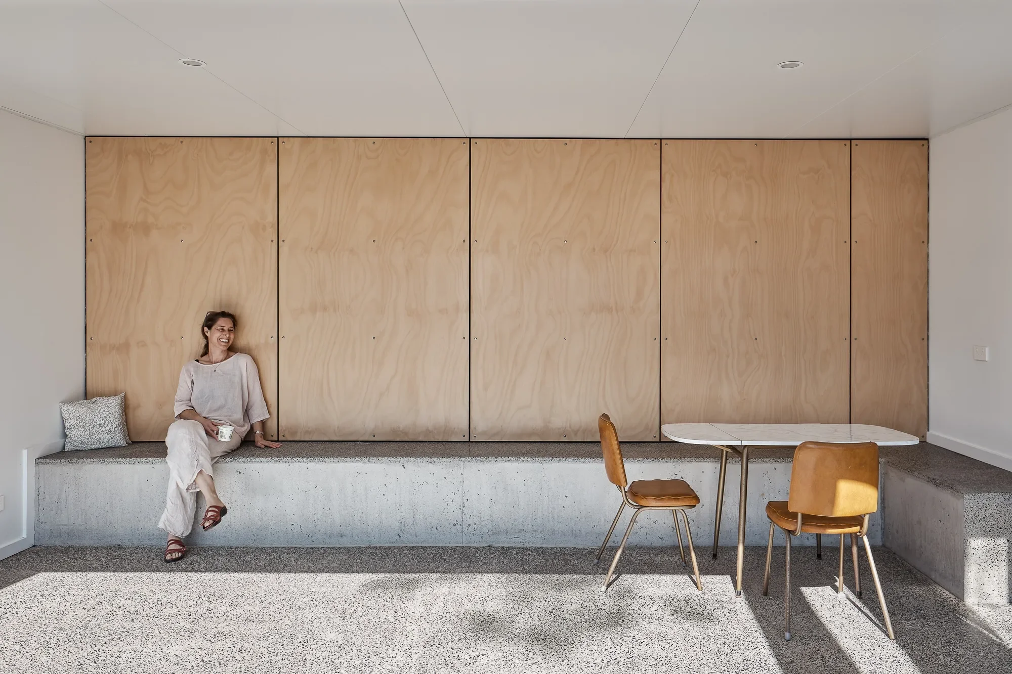 Minimal interior design in Avalon Beach home