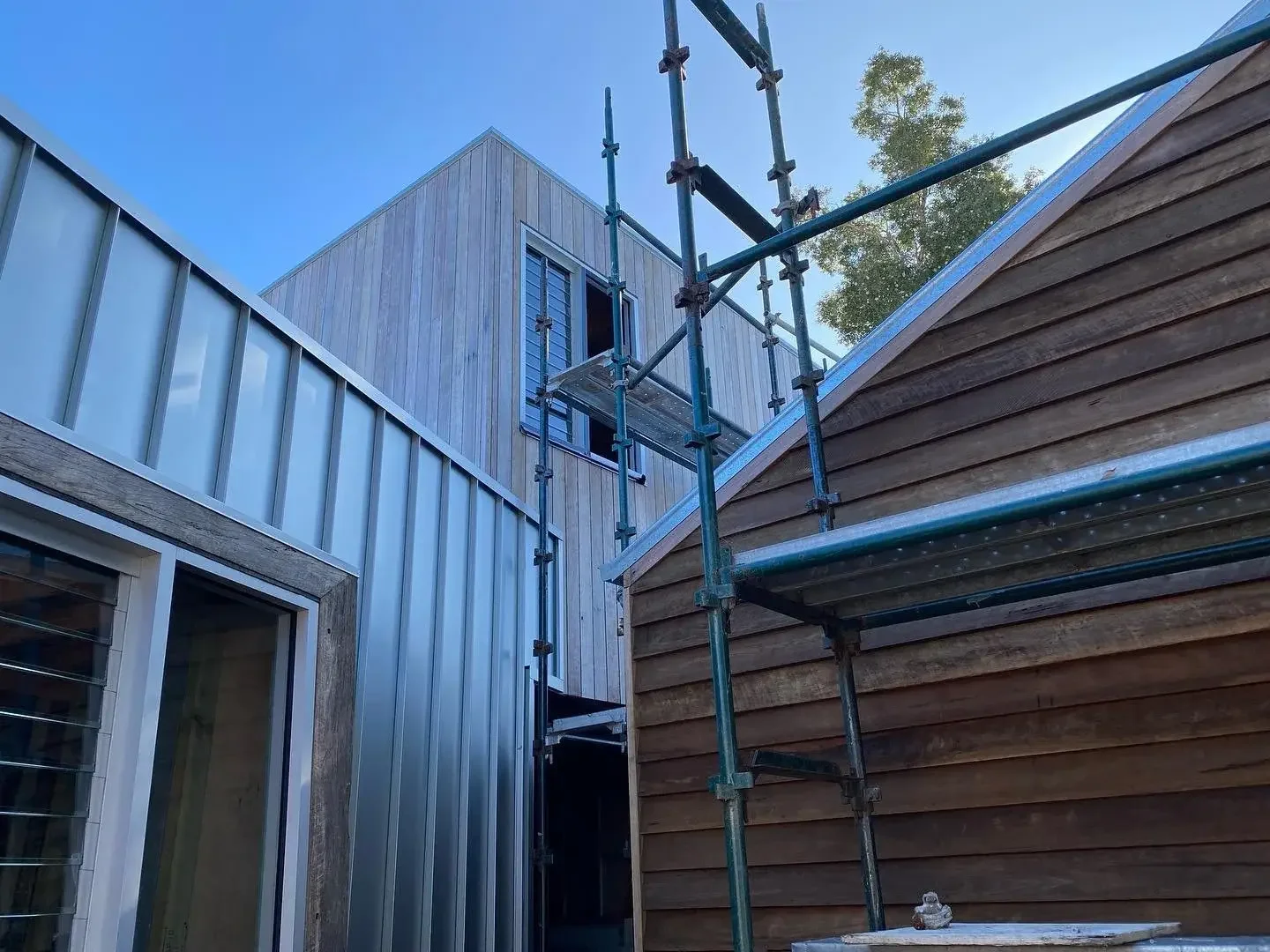 TImber extension of heritage Gunyah 1870 house