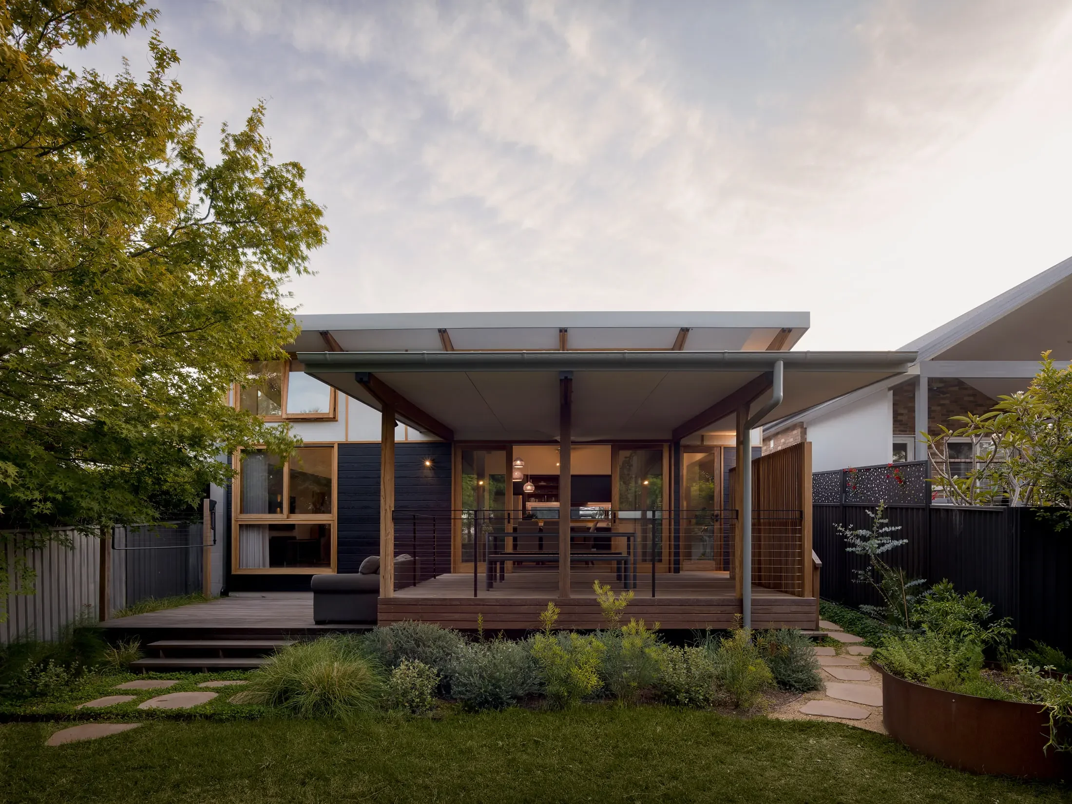Outdoor living courtyard space at Beela House