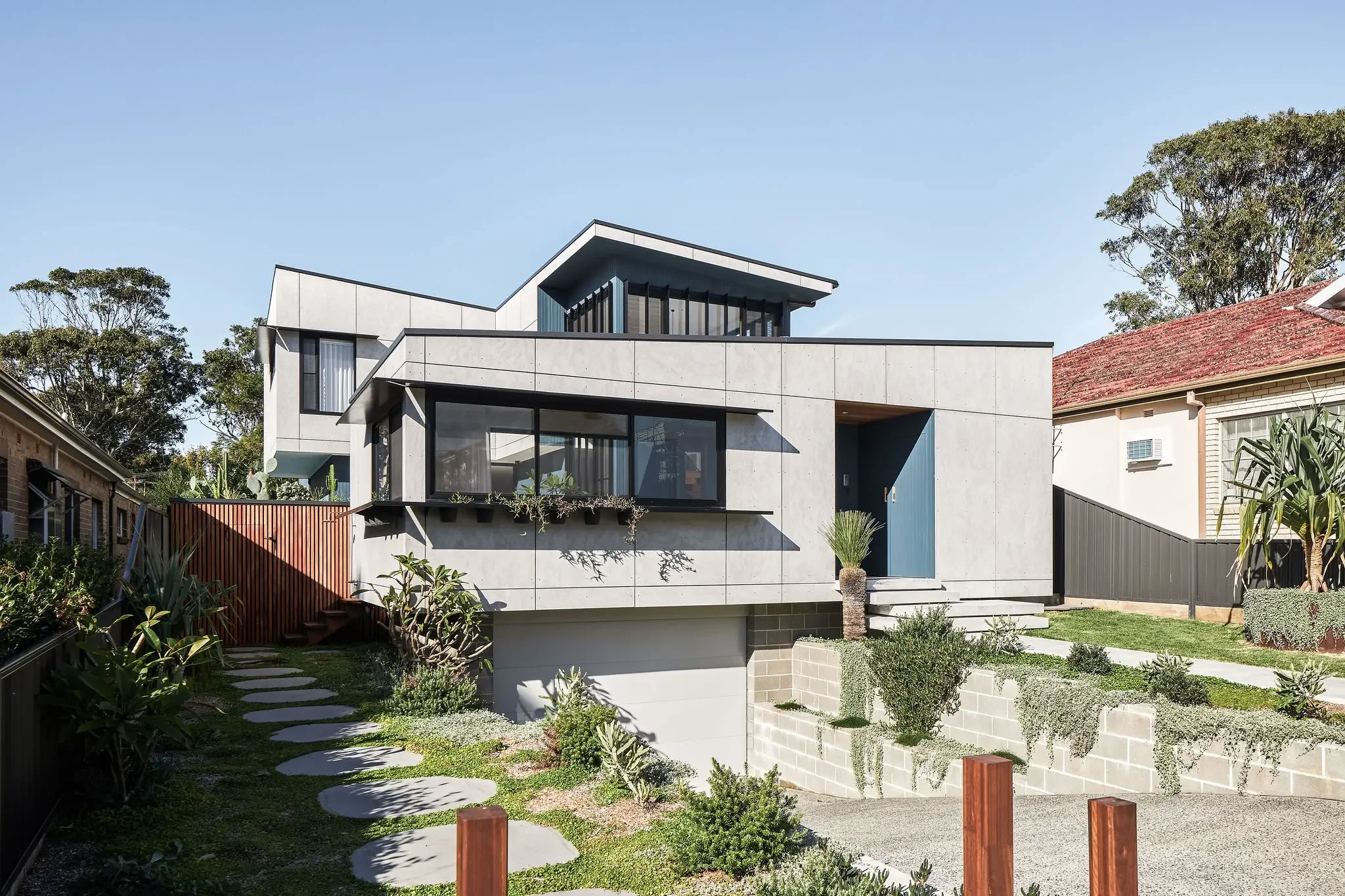 Contemporary passive home in Sydney designed for natural light