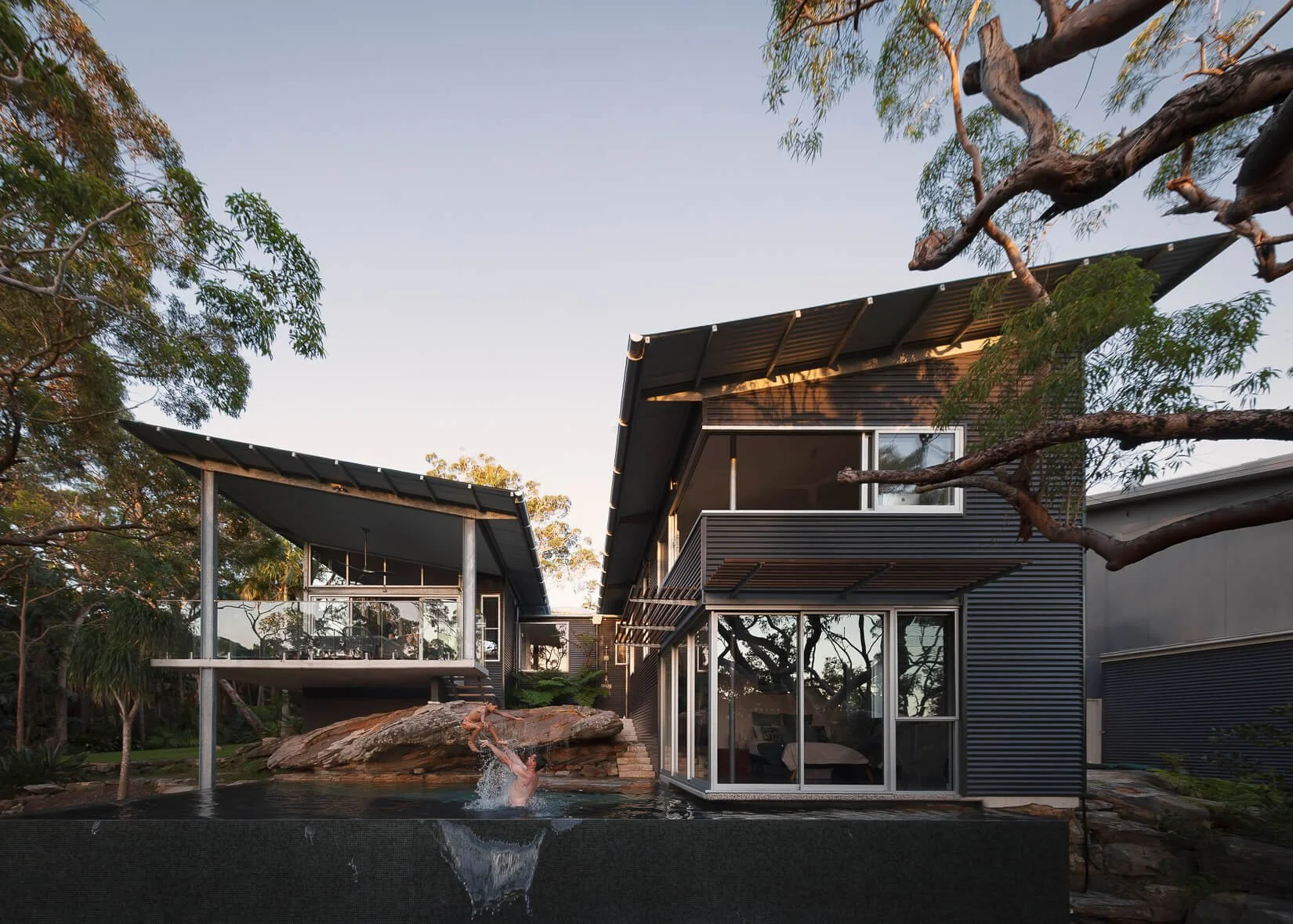 Bushland residential architecture in Yowie Bay Sydney designed by Ironbark Architecture