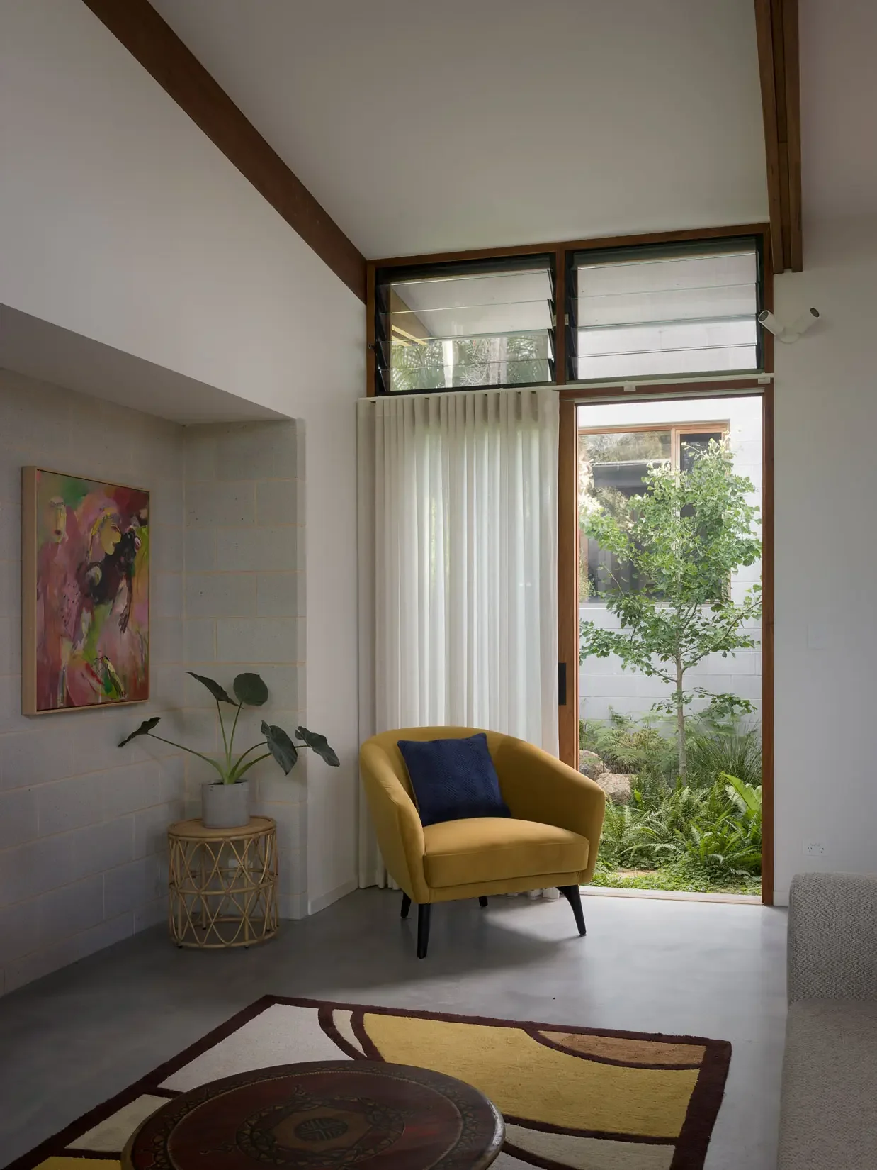 Passive design courtyard view at Beela House