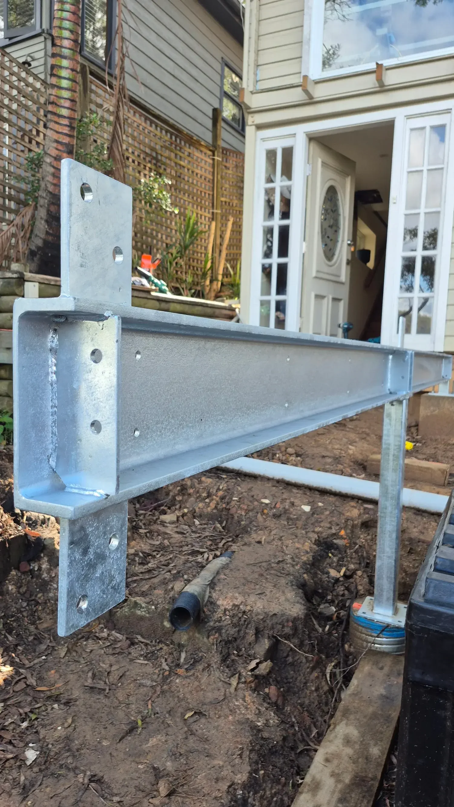 Structural steel detail for balcony reconstruction