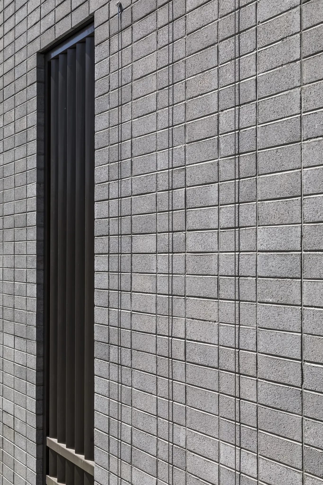 Concrete brick detail in modern residential design