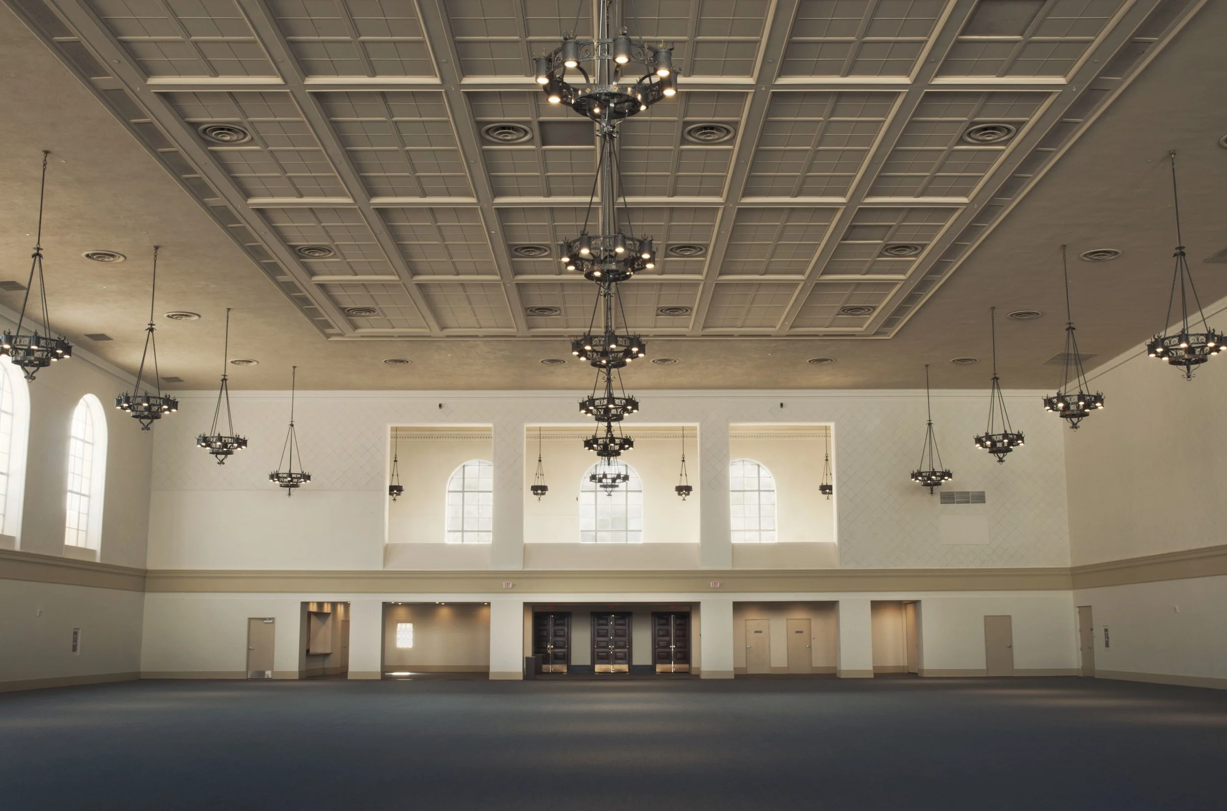 Hall_8.jpg