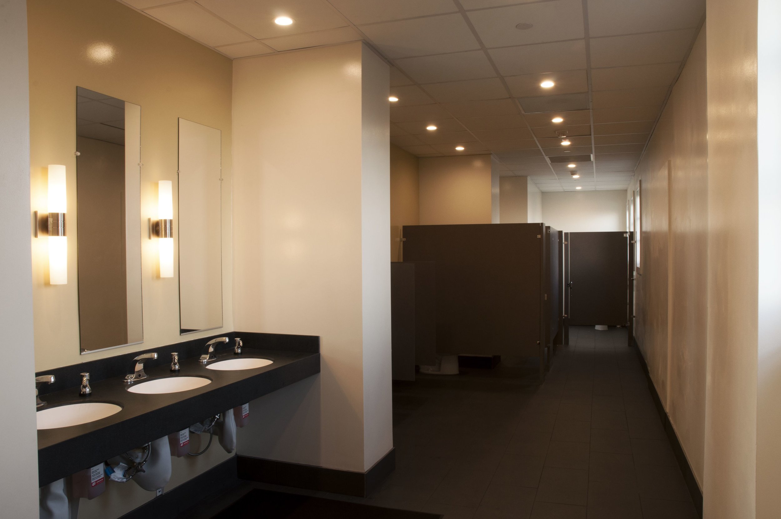 Hall_12.jpg