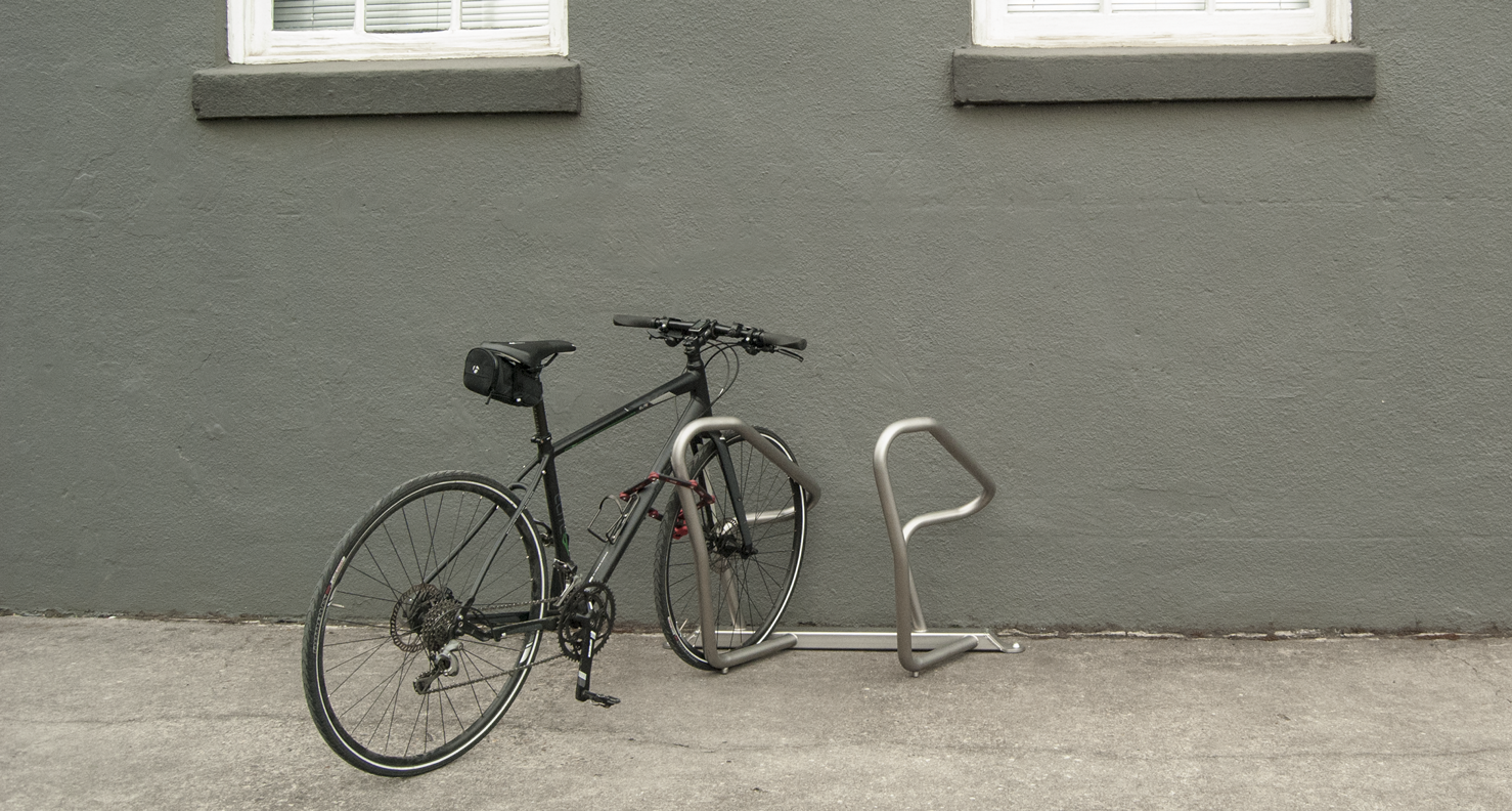 Huntco_Marquam_Bikerack_RearView.png