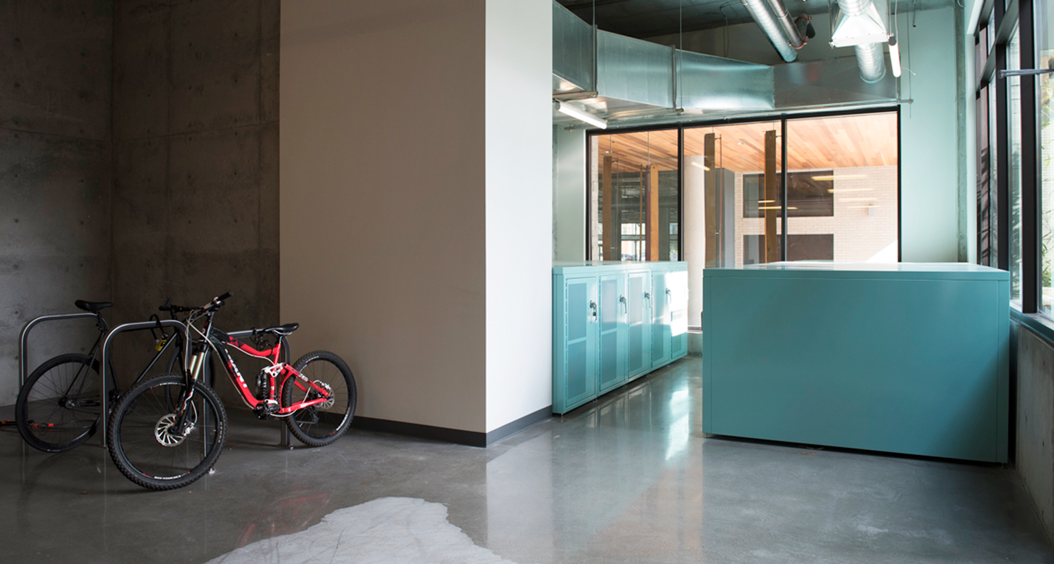 Huntco_Bike_Vault_1_Peloton_apts-1.png
