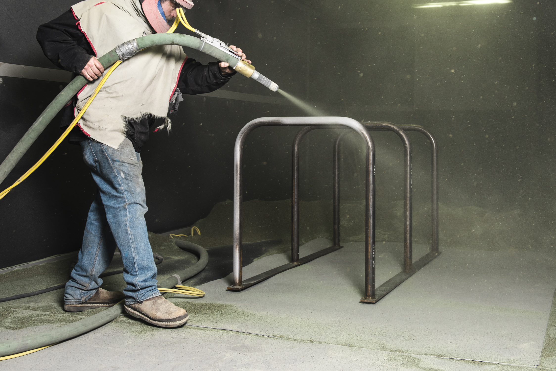 Prep for powdercoat: Sandblasting
