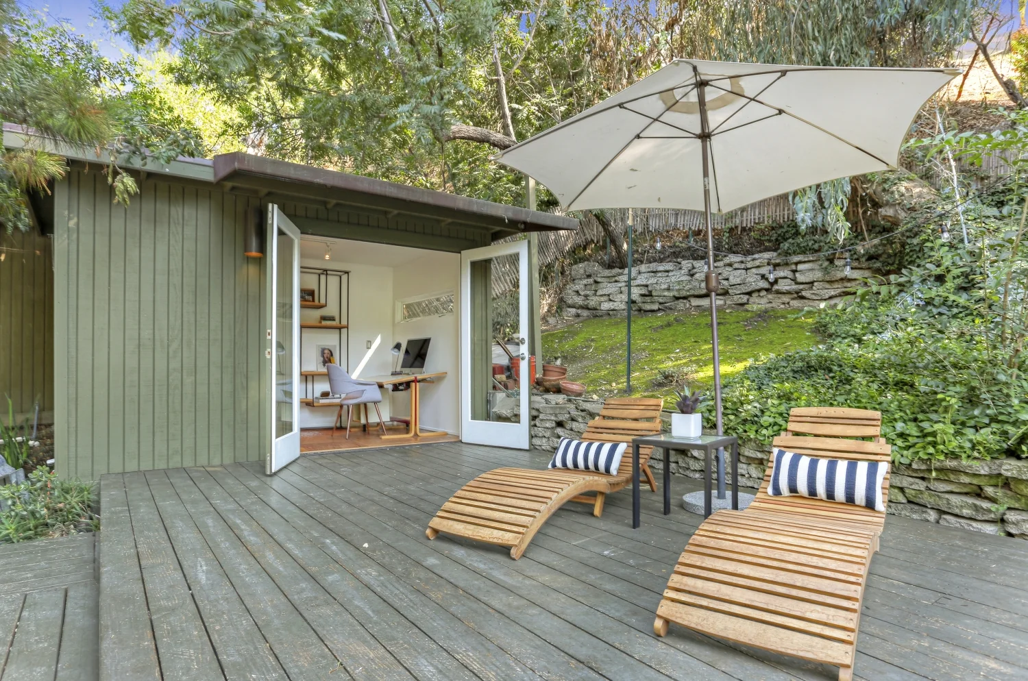 Stunning Mid-Century Hideaway - 875 Terrace 49 Los Angeles, CA 90042-10.jpg