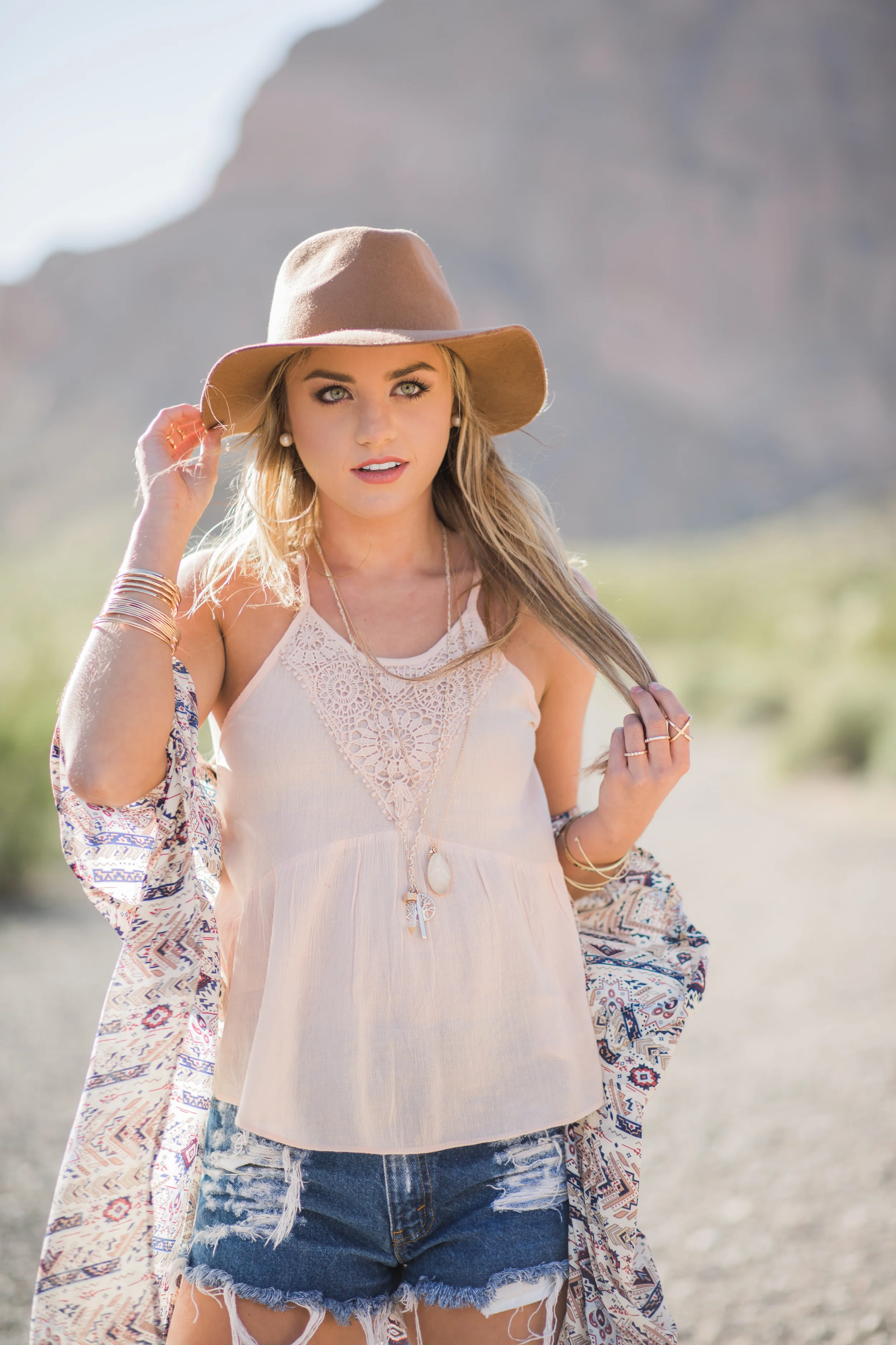 PHOENIX, AX // LAS VEGAS, NV // SENIOR PORTRAITS // EDEN FINE PHOTOGRAPHY // ELLIE MCGEE