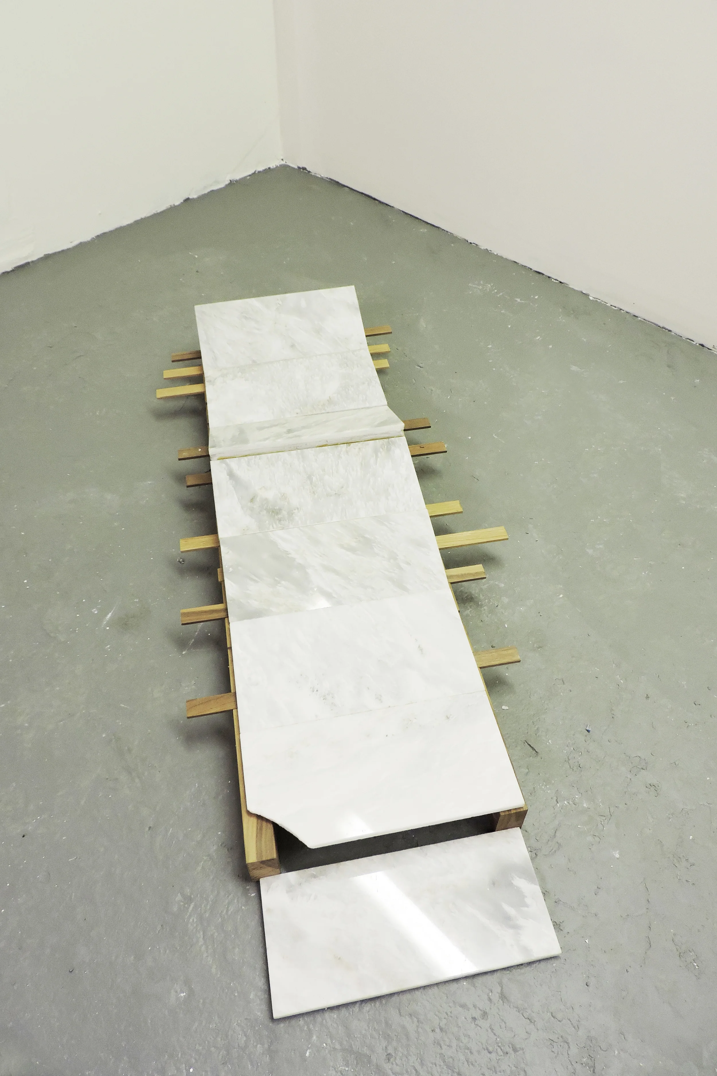 Square Foot Amenities. 2015.